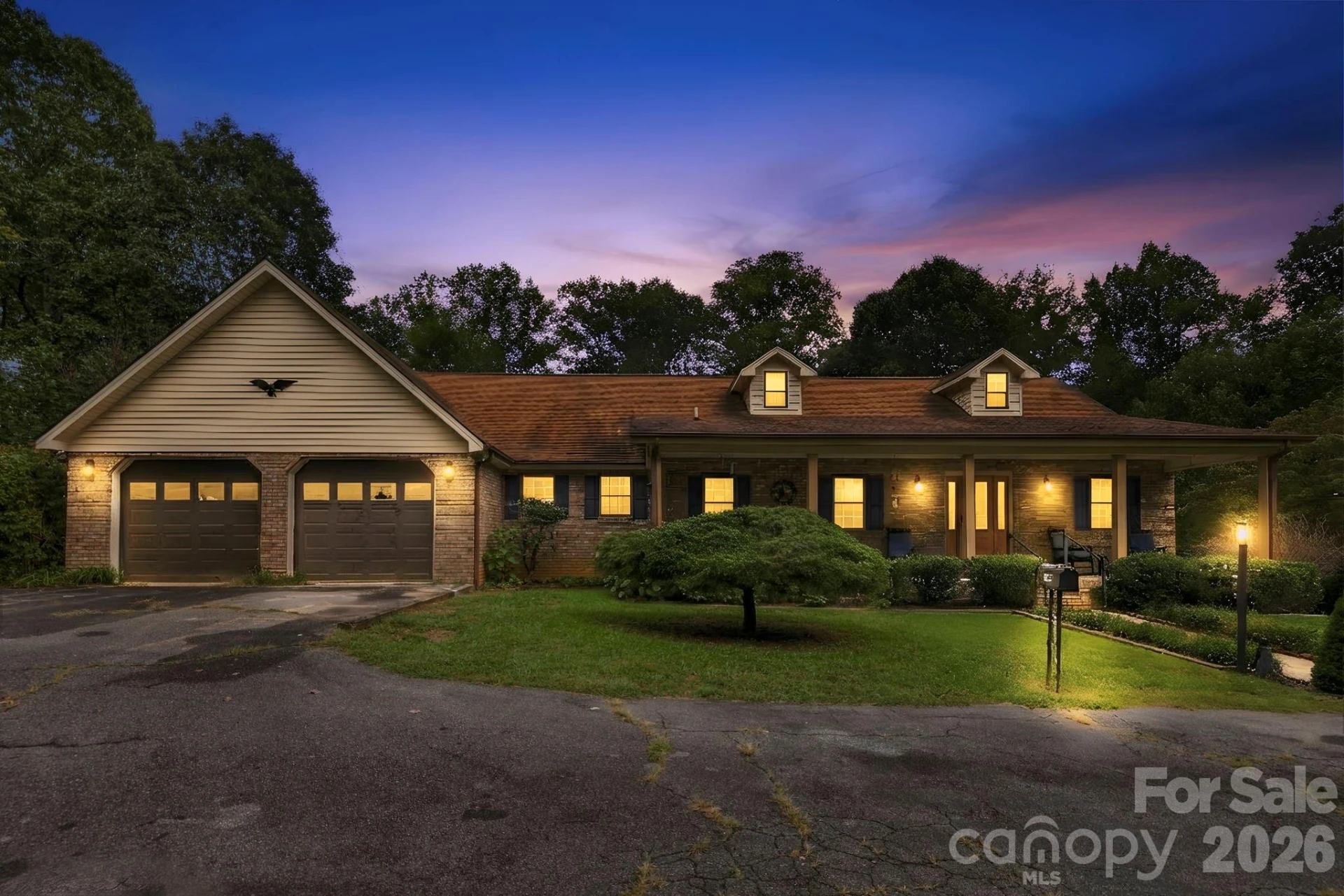 1079 Dupont Road