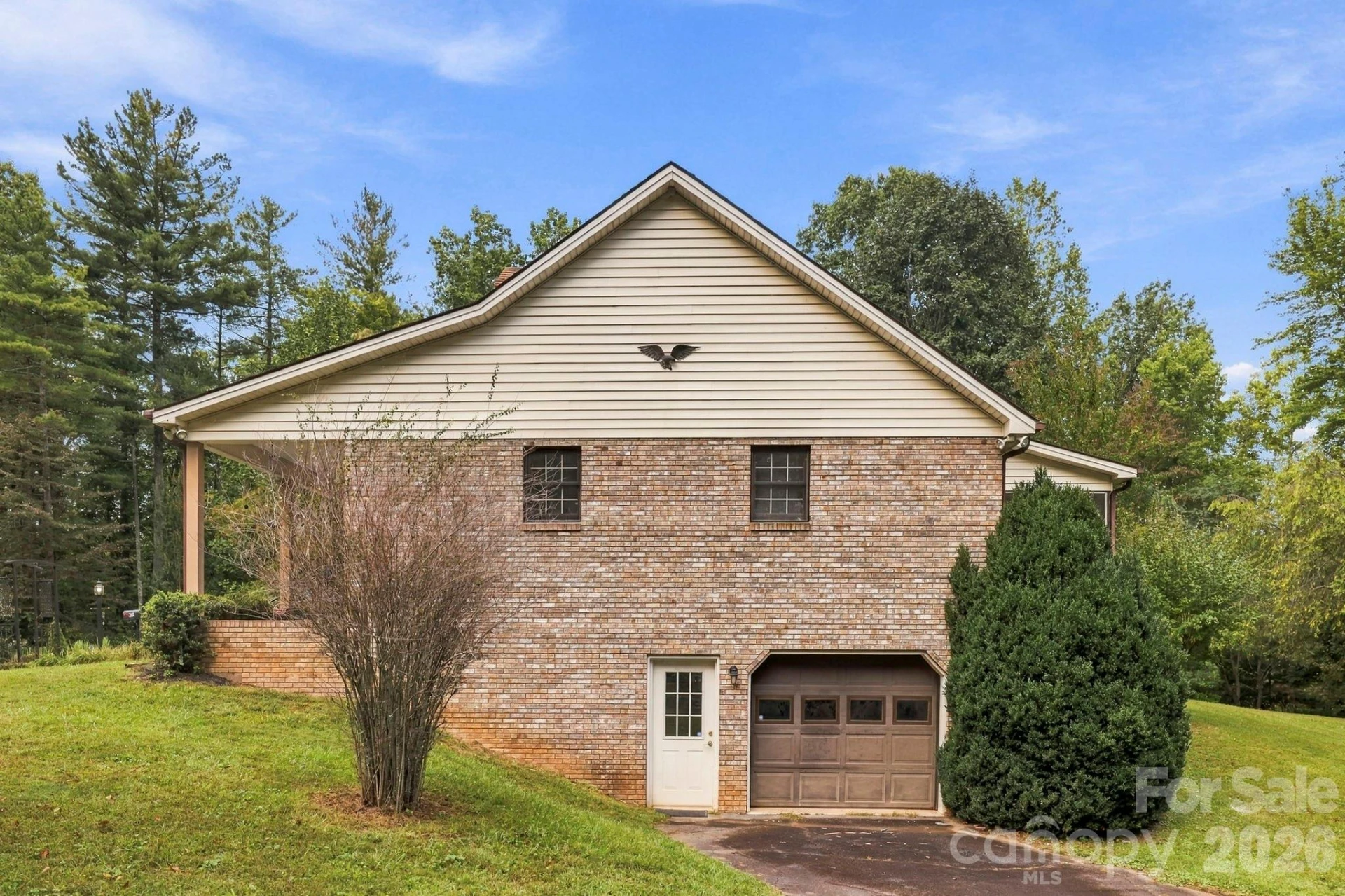 1079 Dupont Road - Photo 5