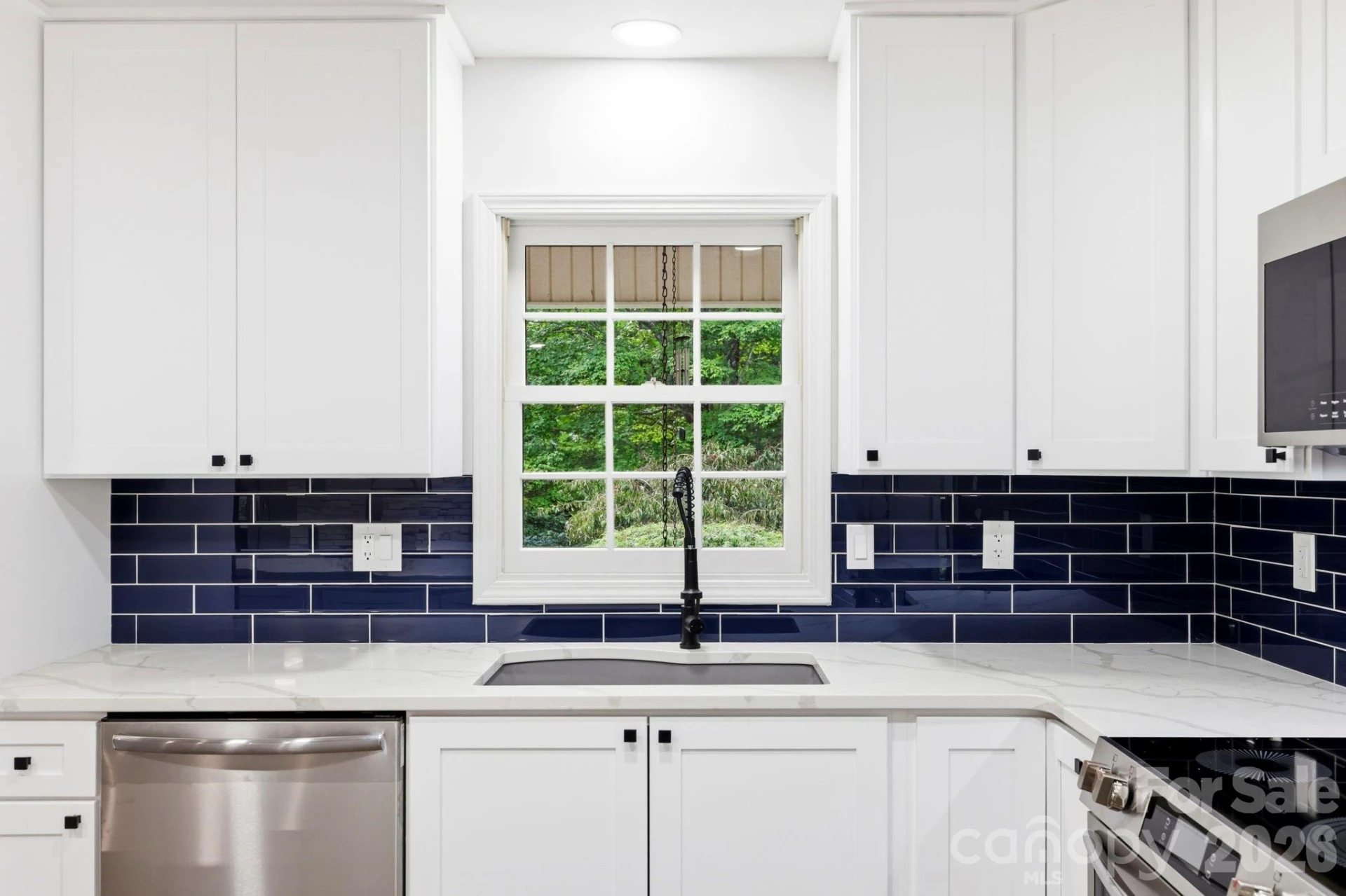 1079 Dupont Road - Photo 17