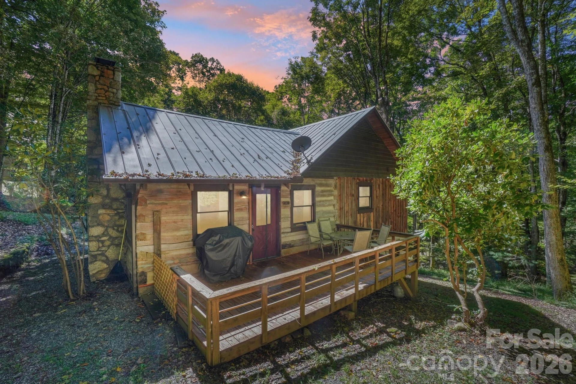 988 English Ridge Drive - Photo 2