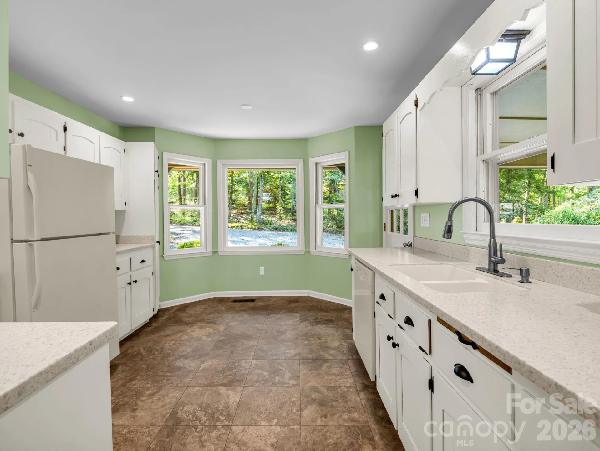 93 Dogwood Court - Photo 10
