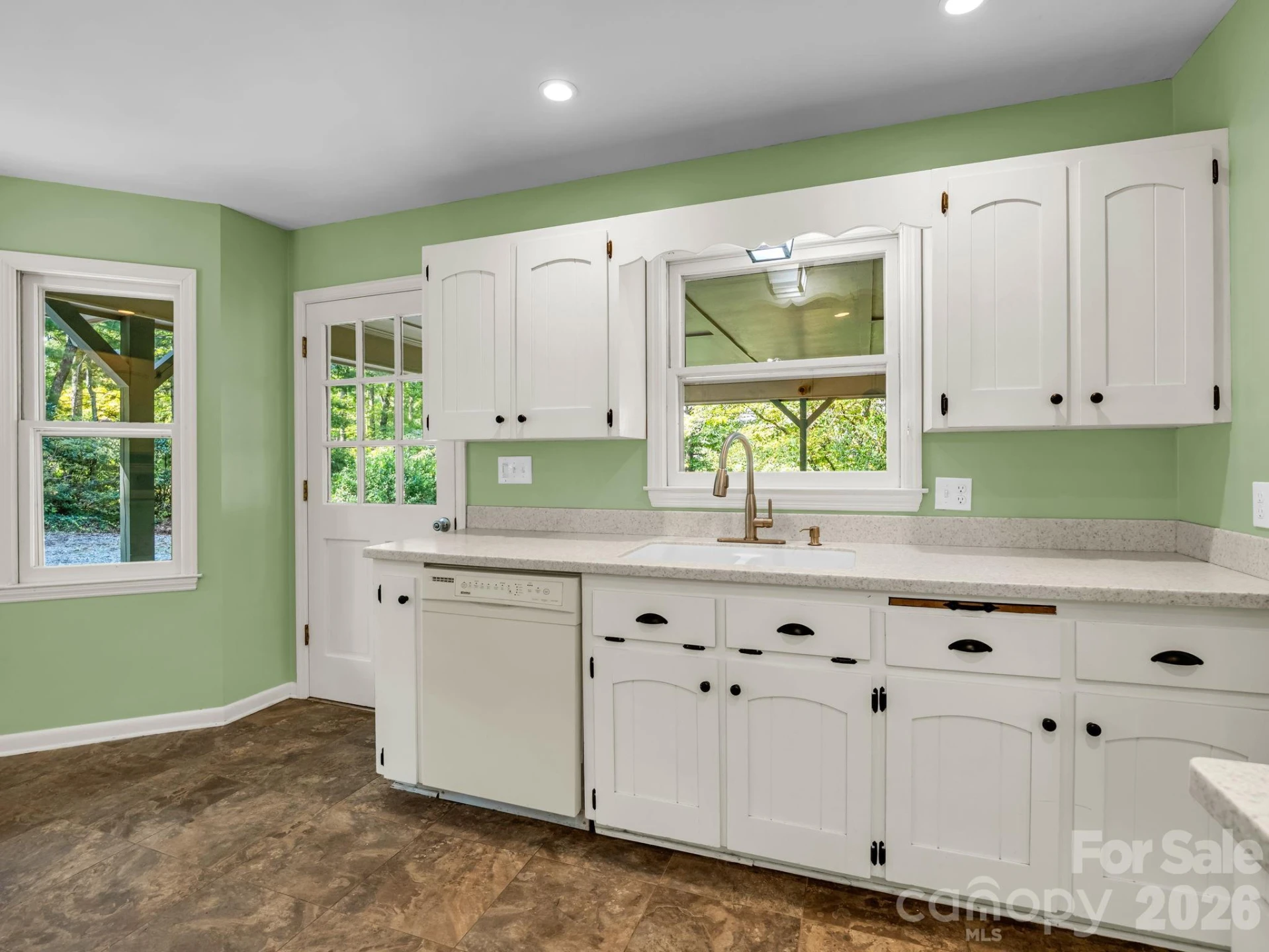 93 Dogwood Court - Photo 11