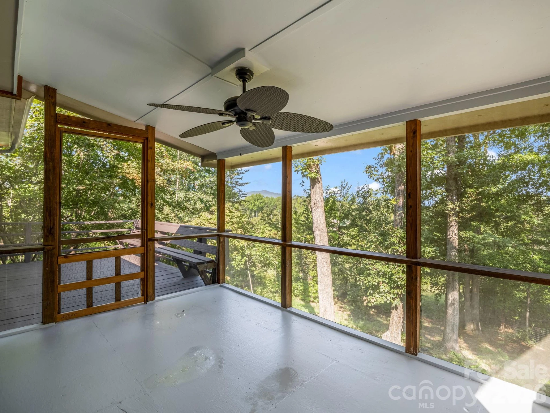 93 Dogwood Court - Photo 32