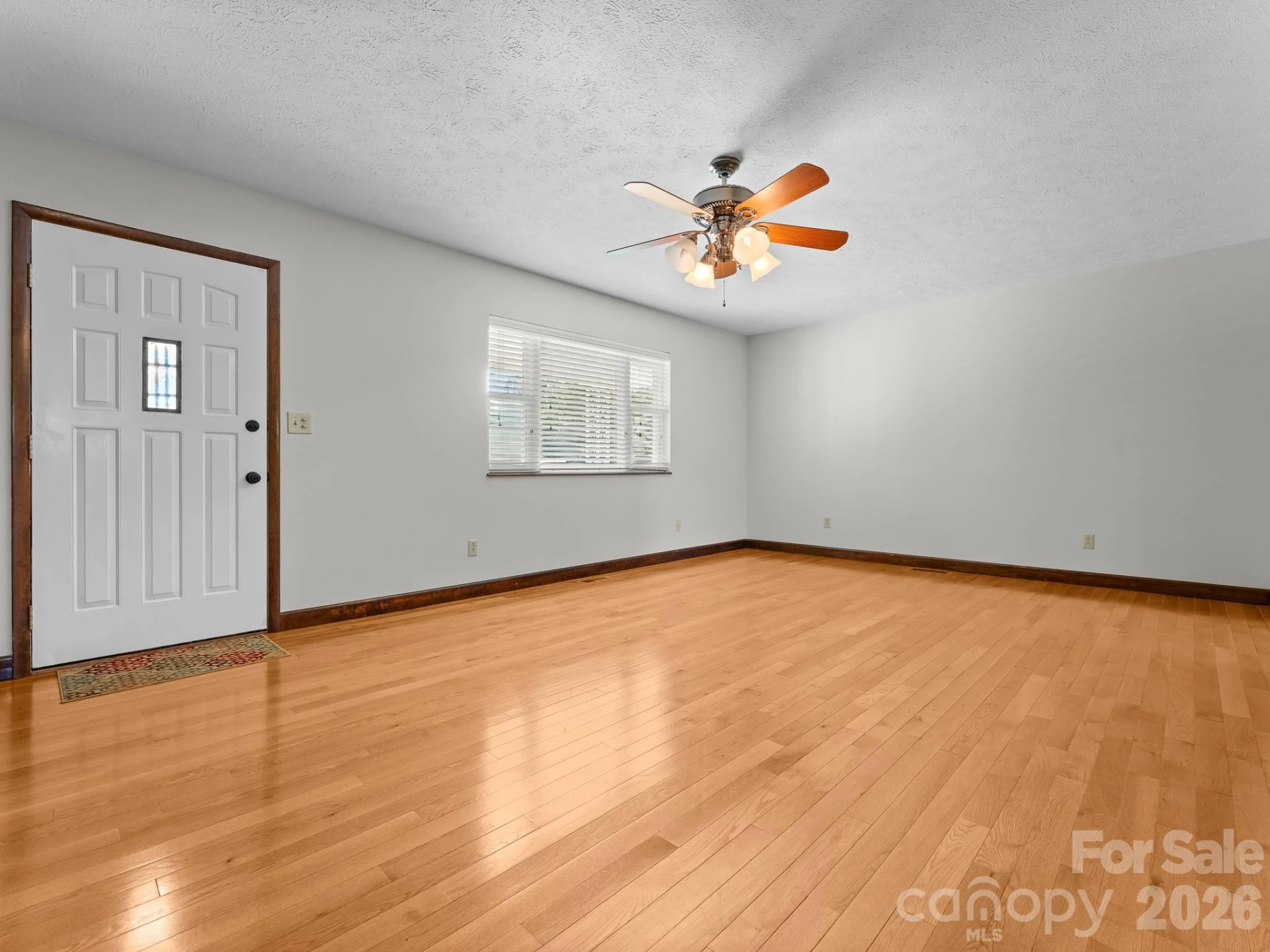 106 Mohican Trail - Photo 2