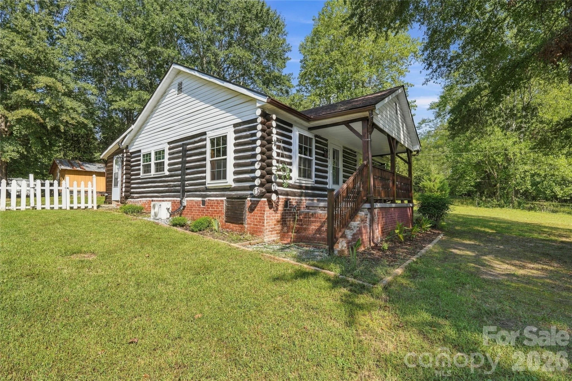 114 Beacon Hill Road - Photo 3