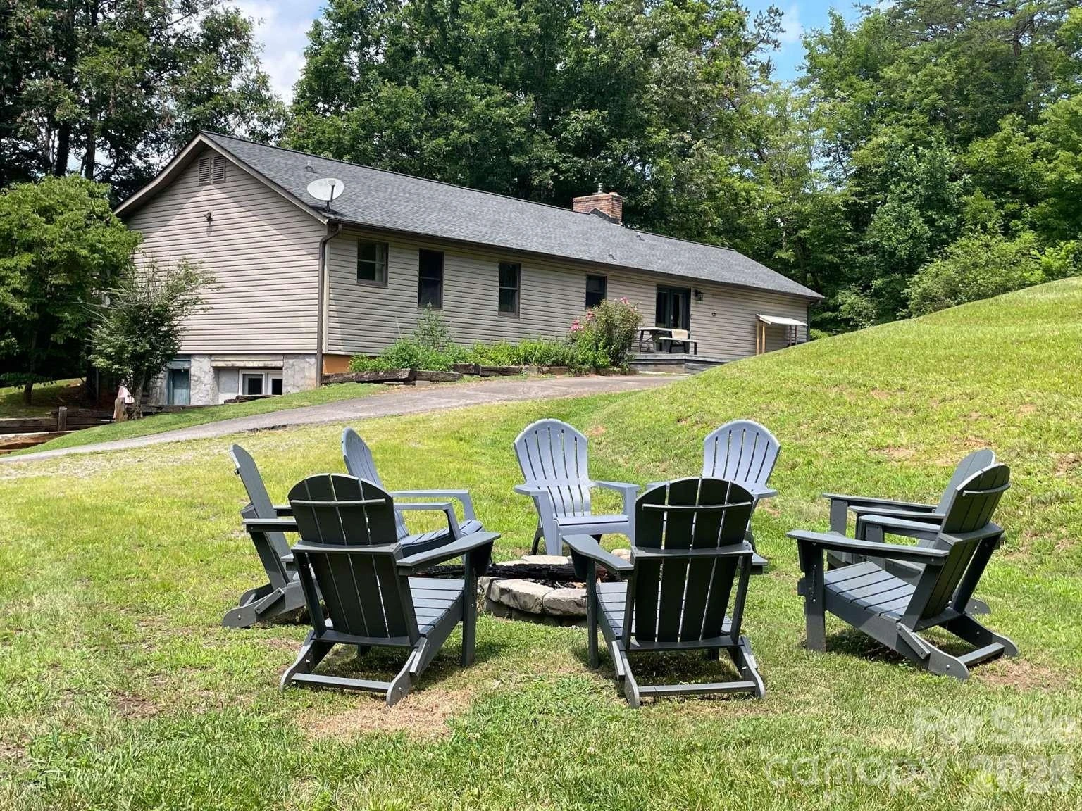 211 Sheppard Branch Road