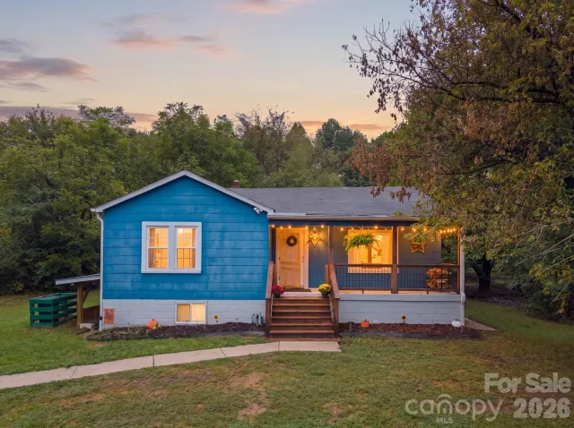 178 Collins Drive, Clyde, NC, 28721