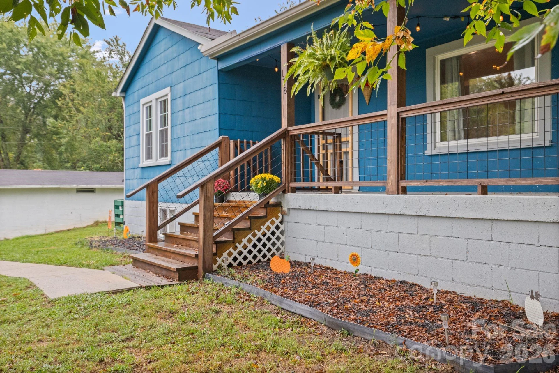 178 Collins Drive - Photo 3