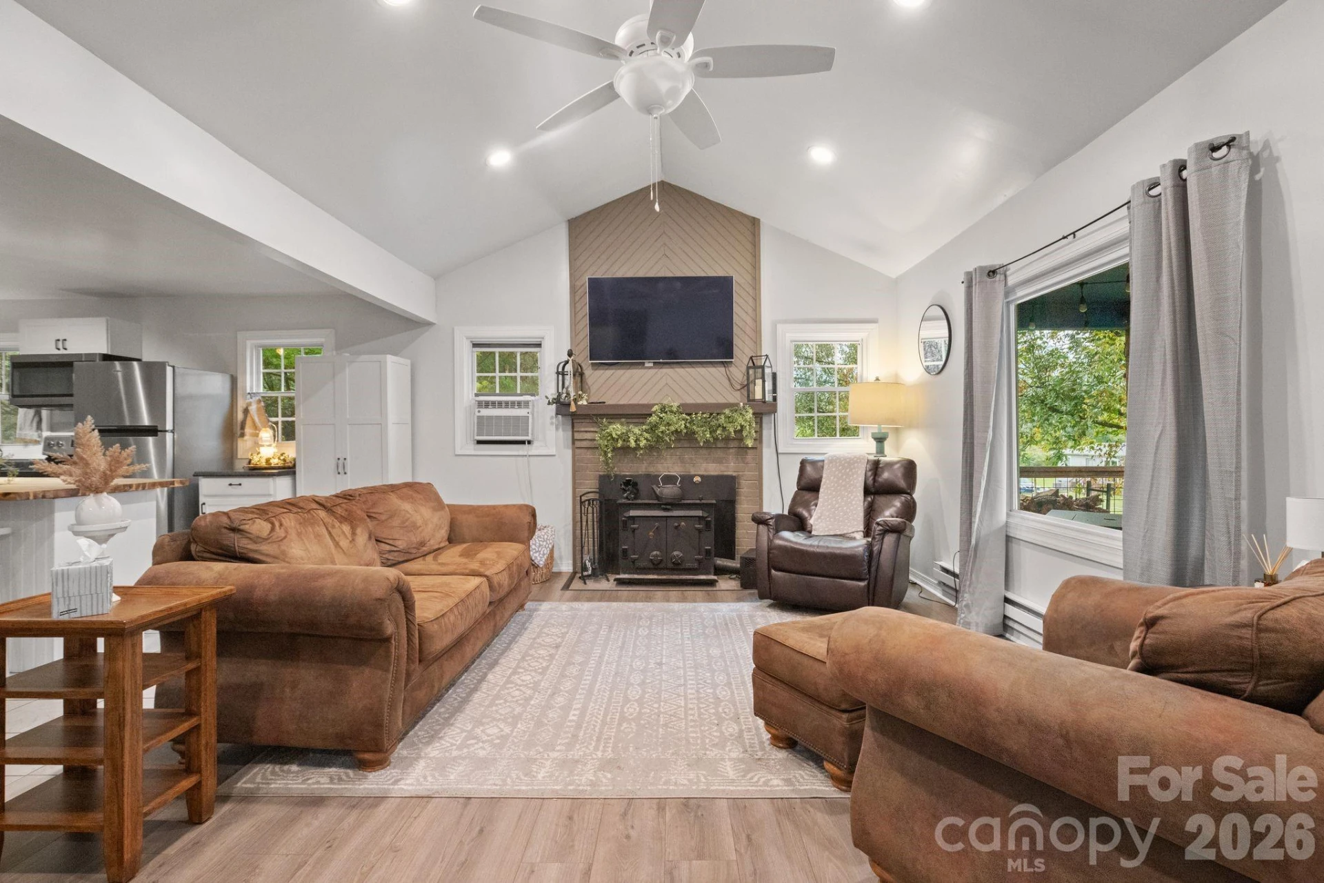 178 Collins Drive - Photo 6