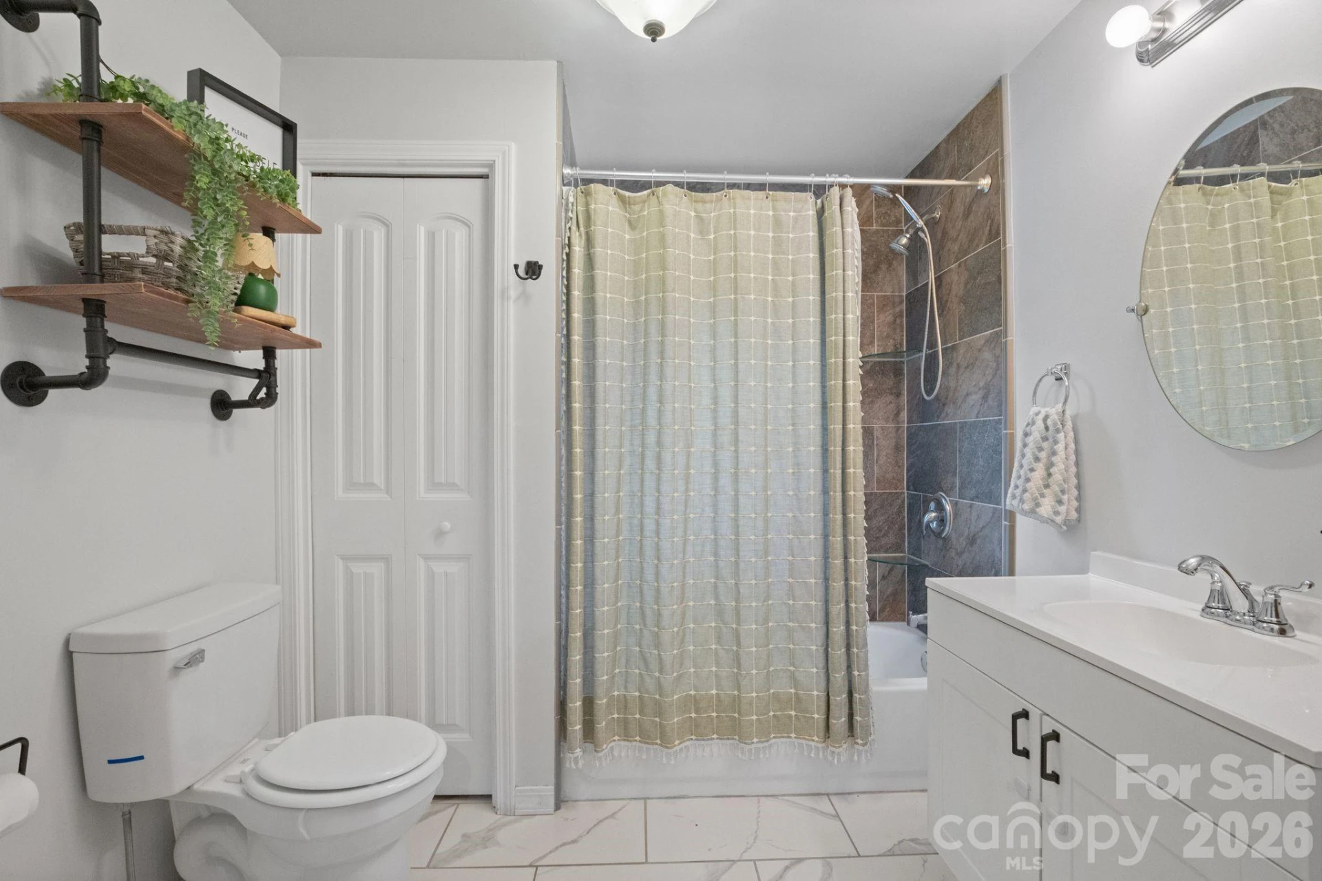 178 Collins Drive - Photo 17