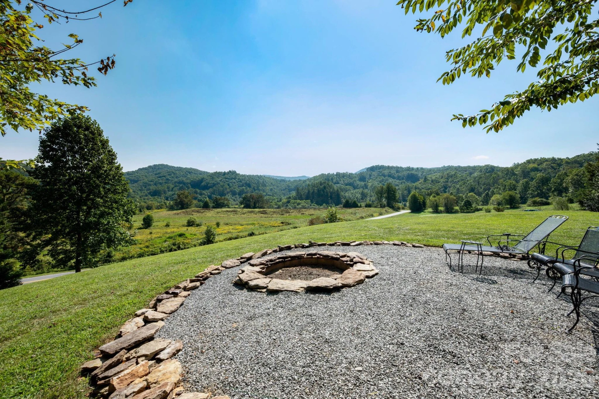 658 Pleasant Grove Church Road - Photo 2