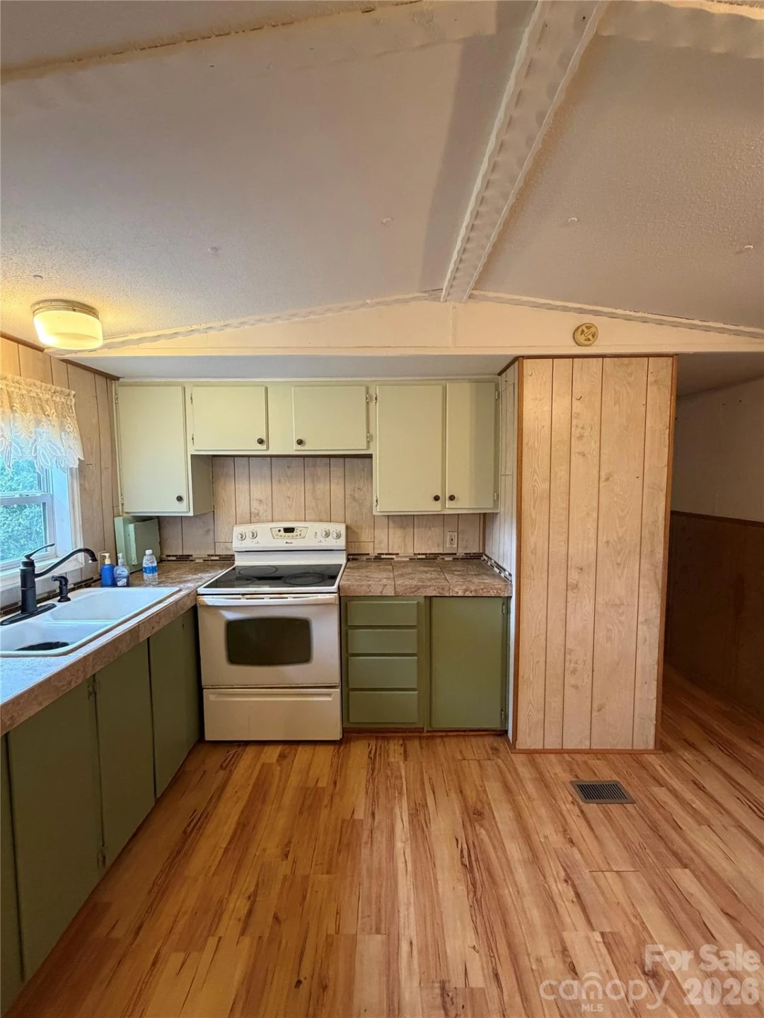 418 Green Valley Road - Photo 9