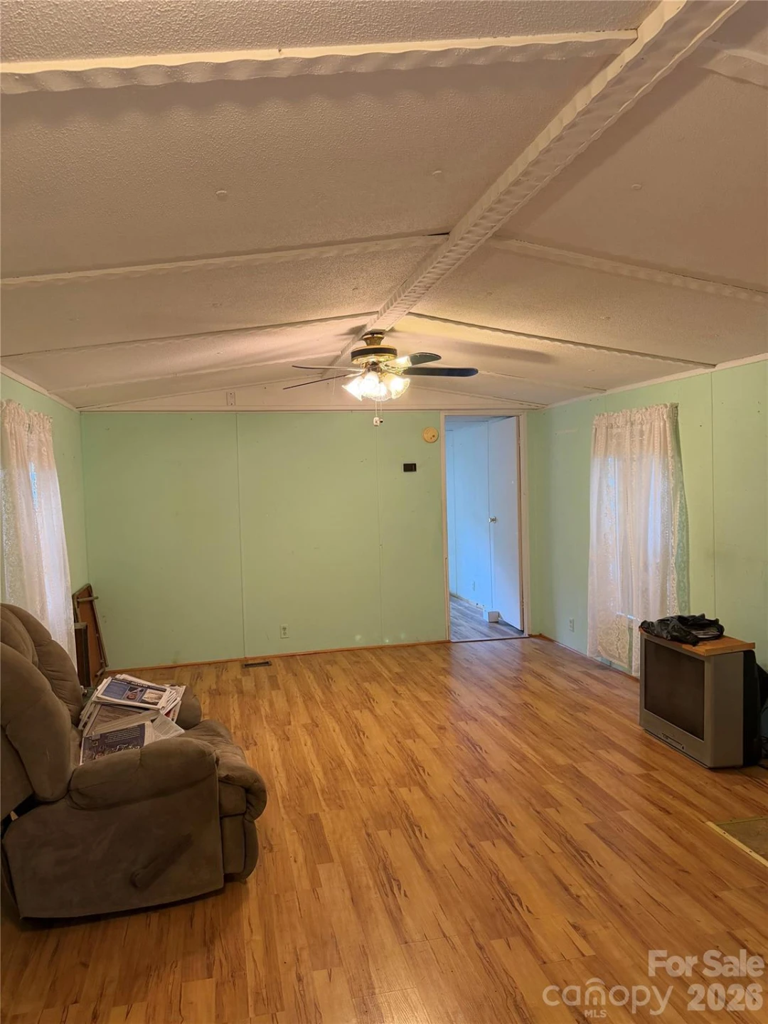 418 Green Valley Road - Photo 14