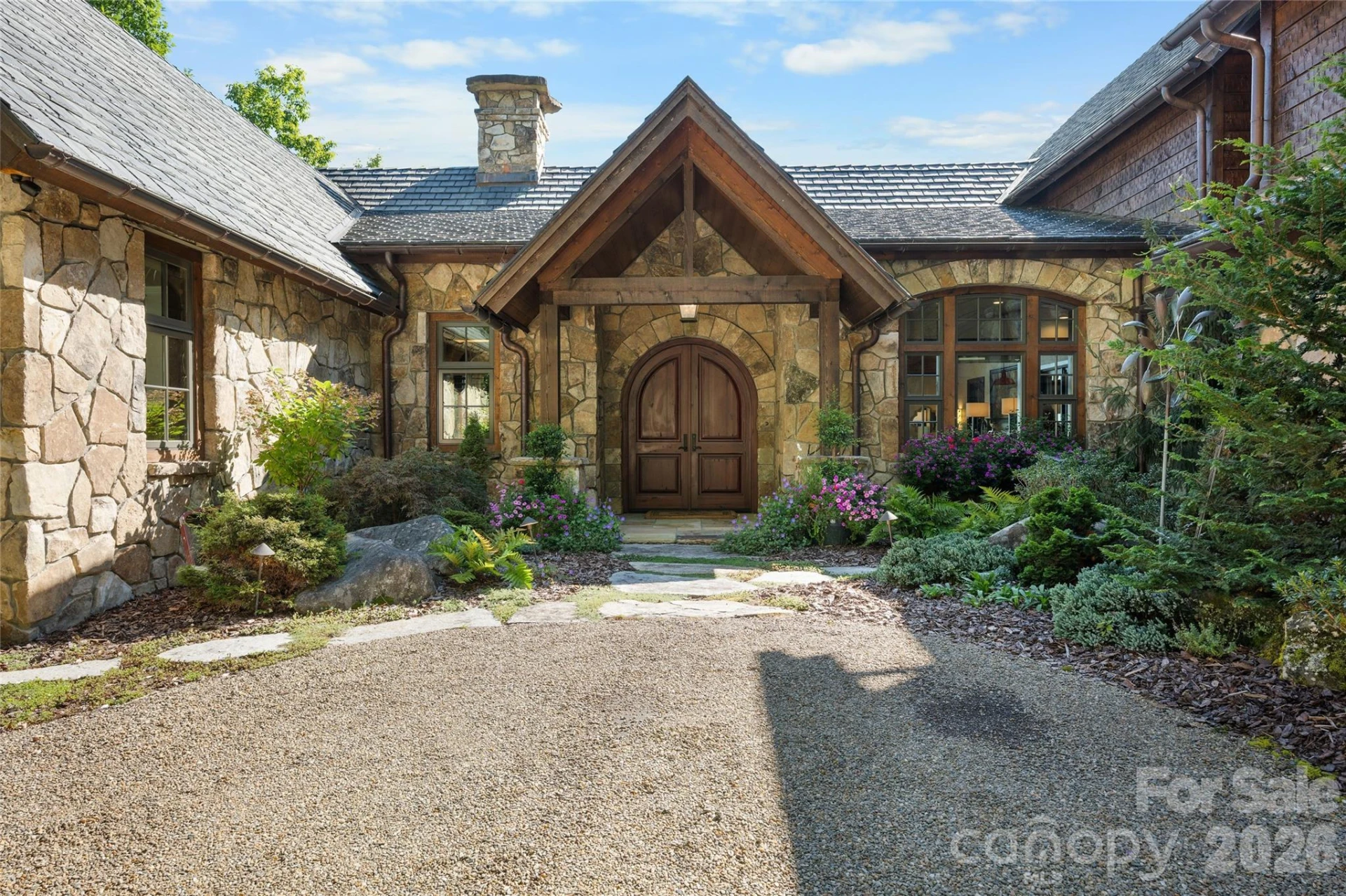 1914 Toxaway Drive - Photo 2