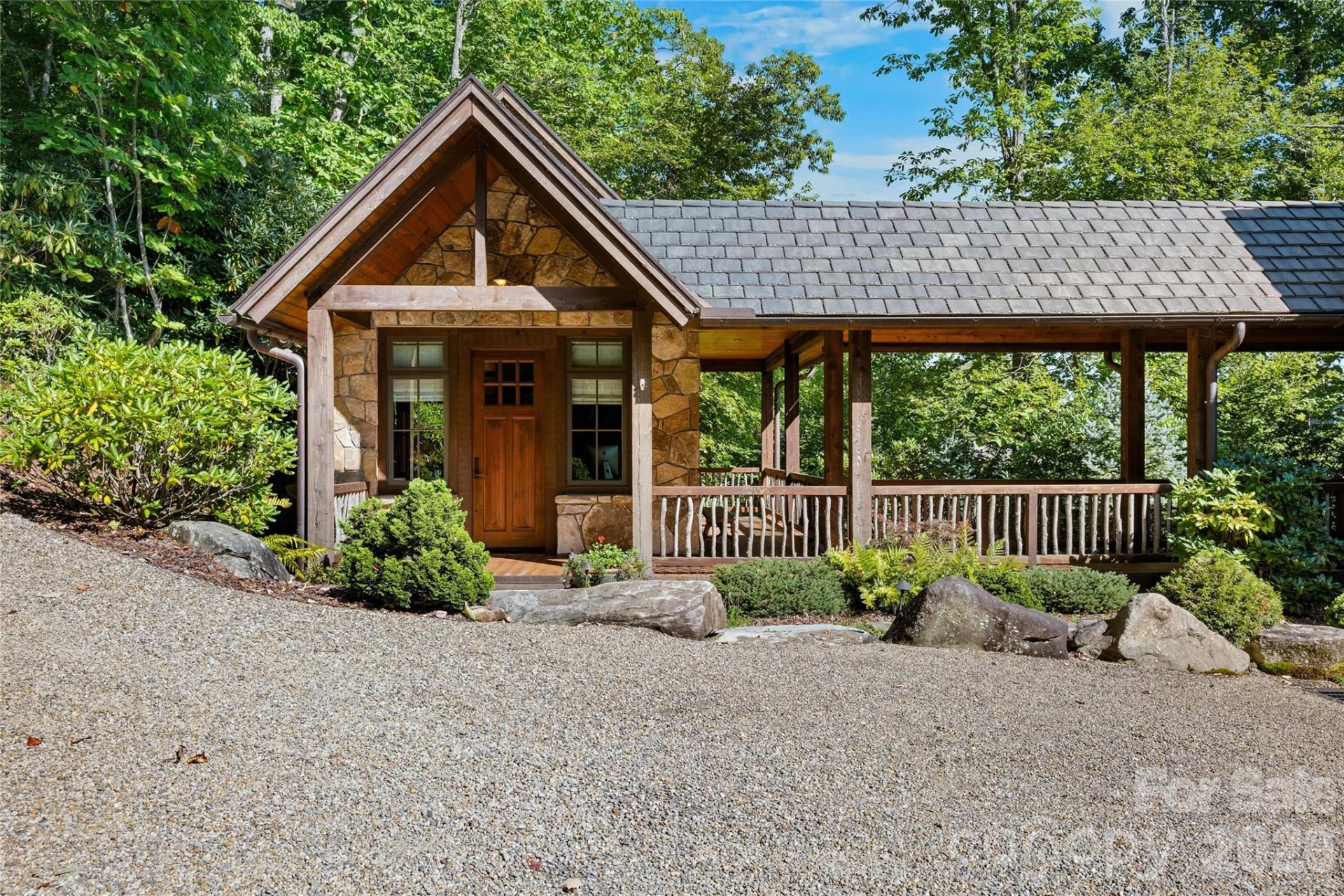 1914 Toxaway Drive - Photo 37
