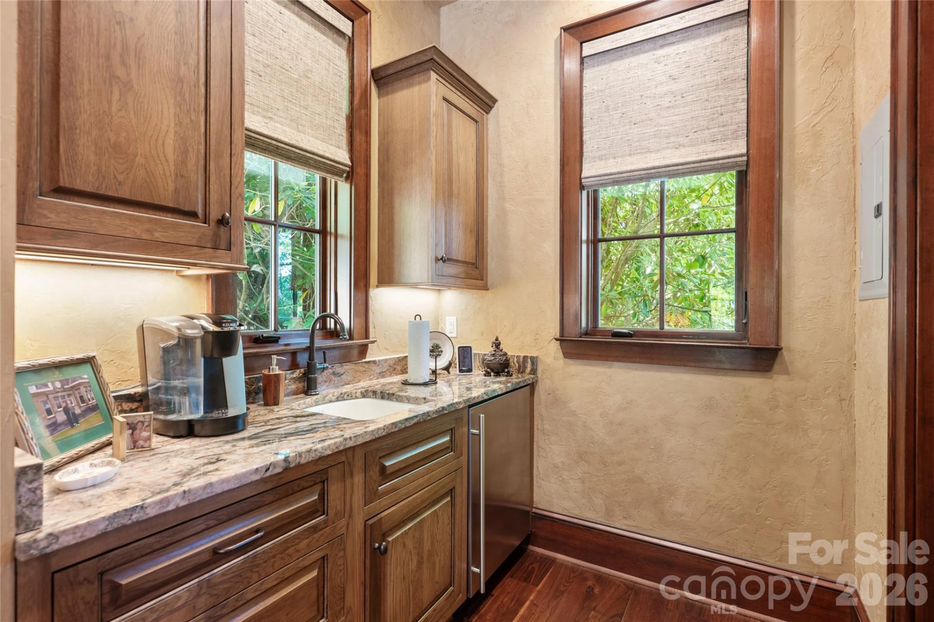 1914 Toxaway Drive - Photo 39