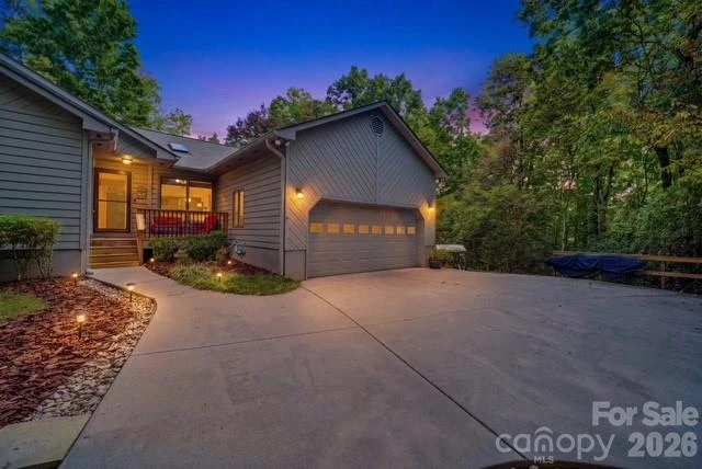 553 Soquili Drive - Photo 3