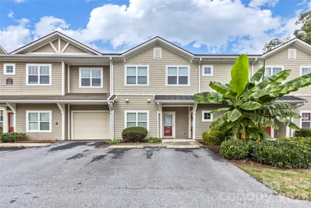 123 Foxden Drive, Fletcher, NC, 28732