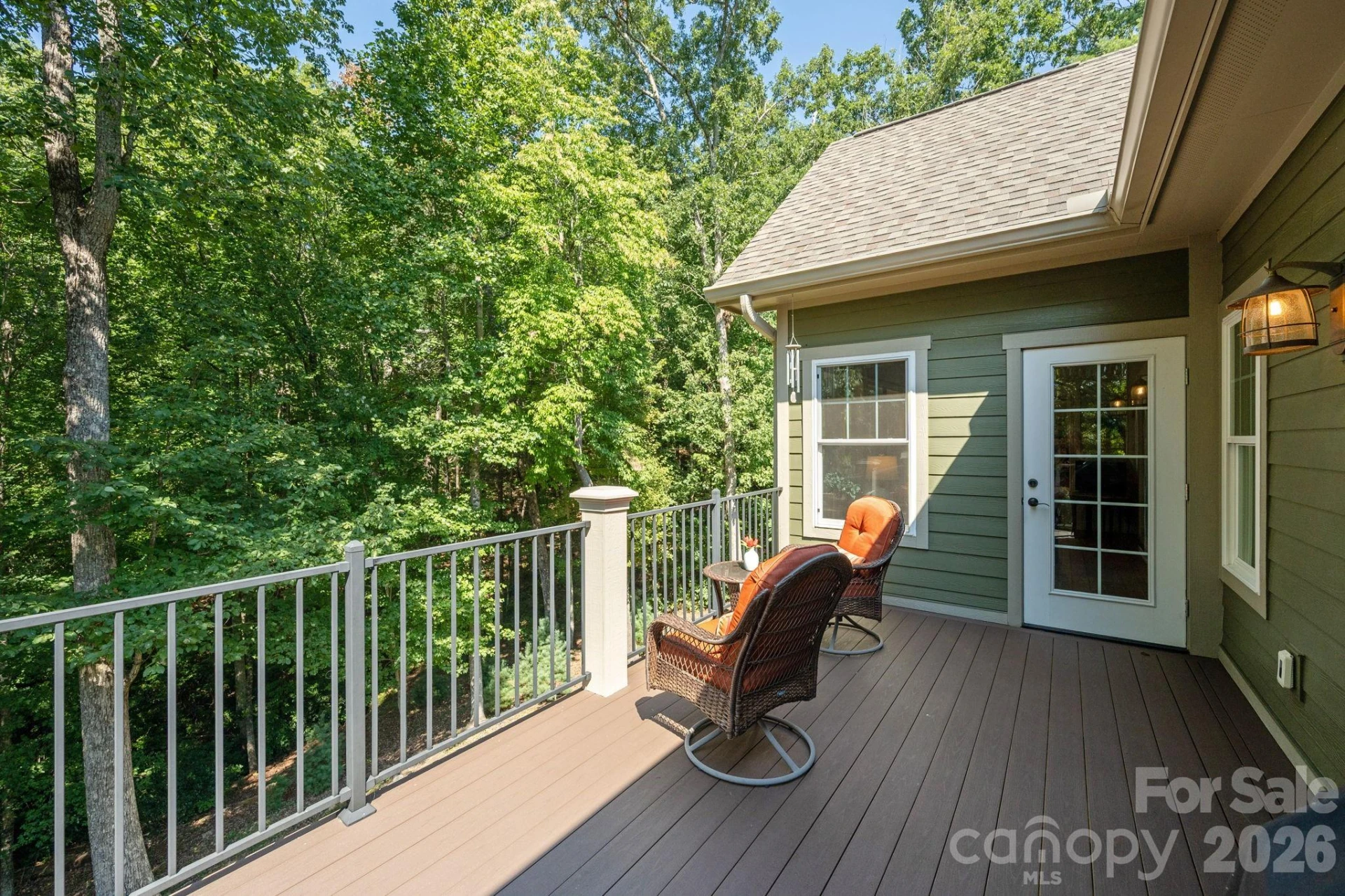 8 MANORWOOD Court - Photo 11