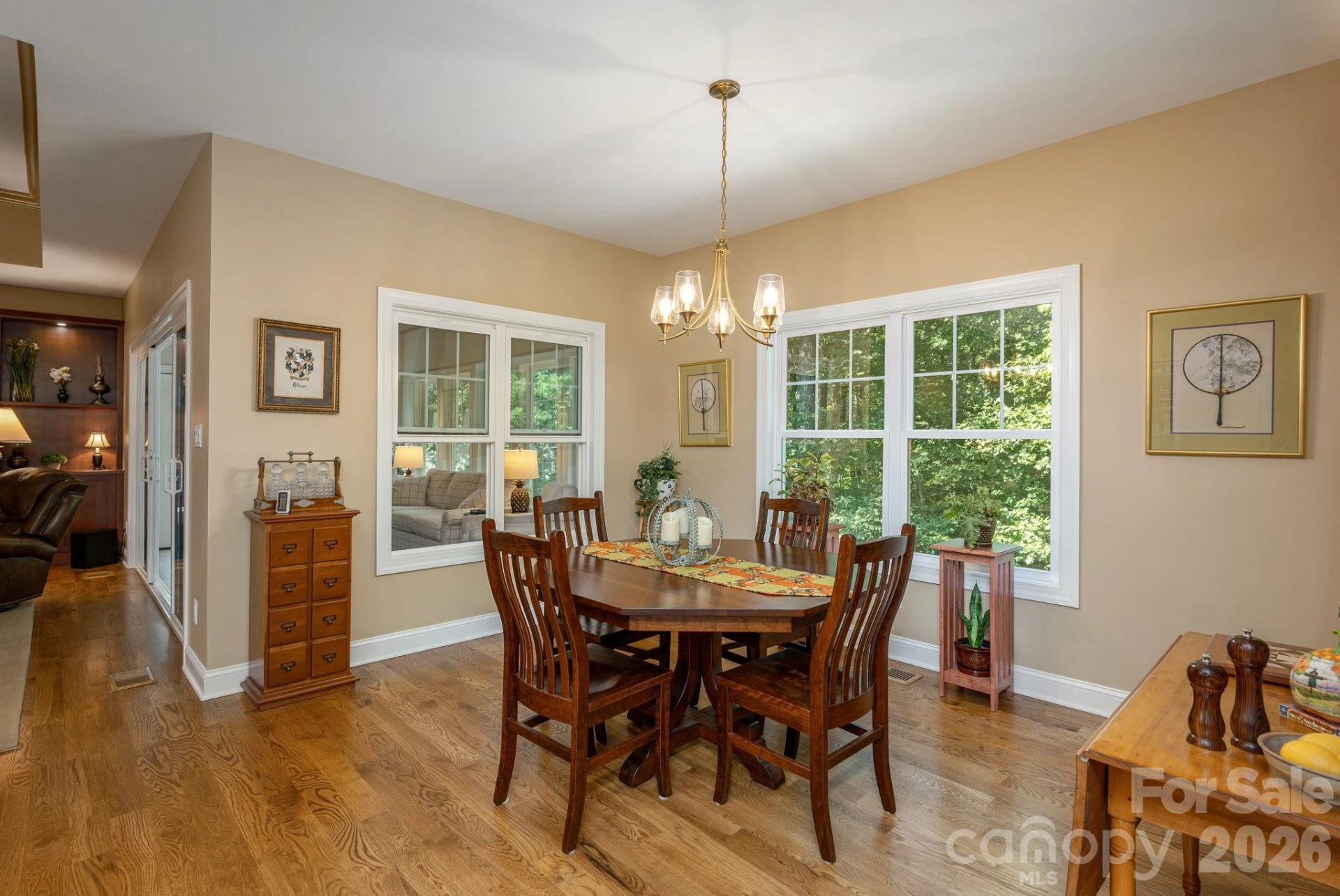 8 MANORWOOD Court - Photo 13