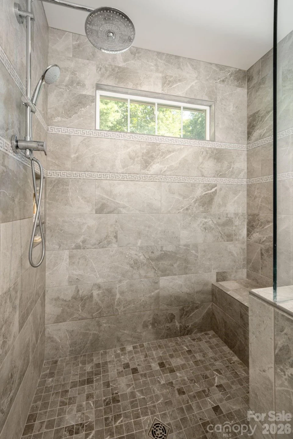 8 MANORWOOD Court - Photo 25