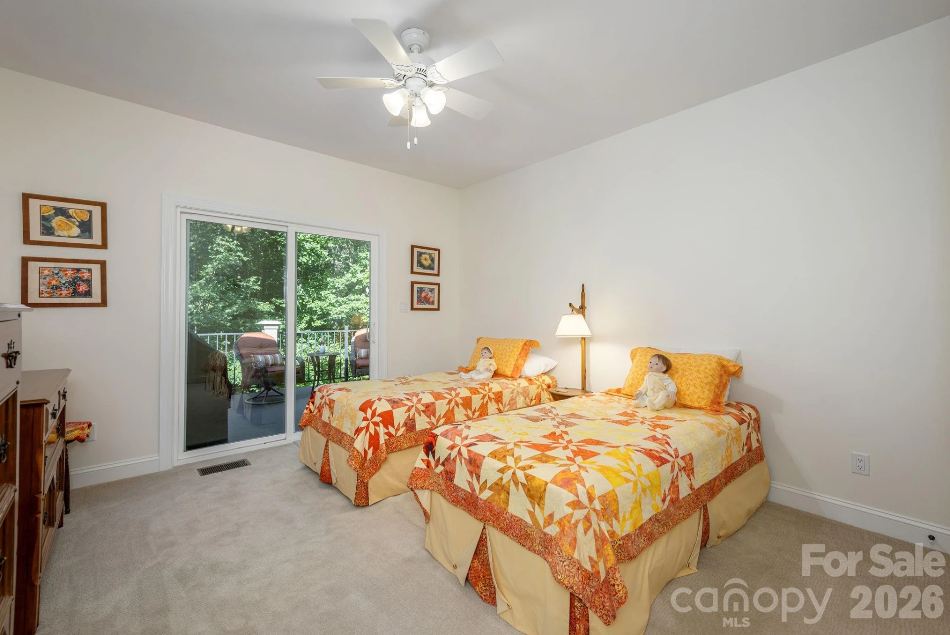 8 MANORWOOD Court - Photo 28