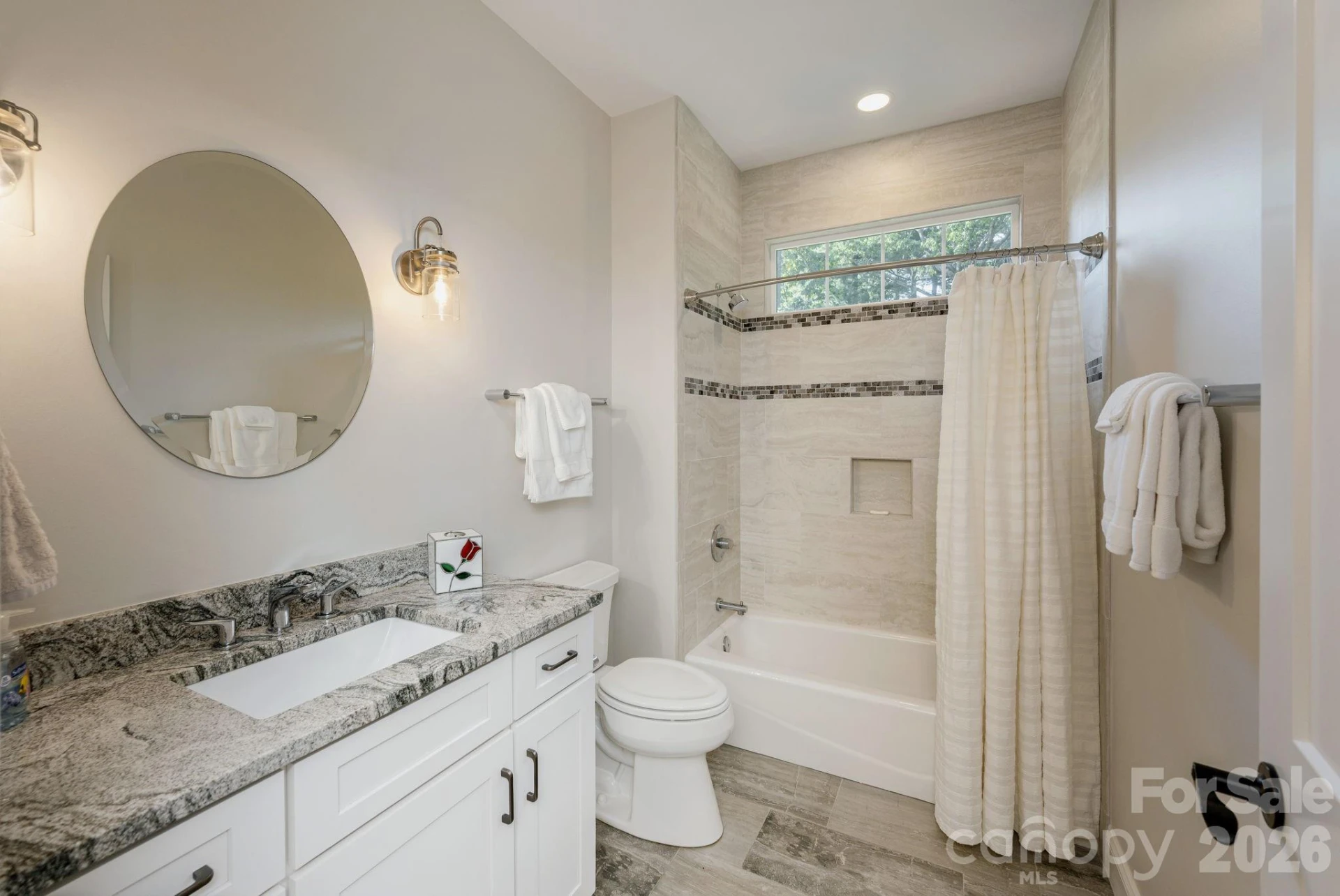 8 MANORWOOD Court - Photo 29