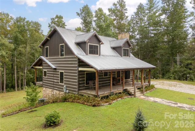 10 Black Bear Valley Drive, Hendersonville, NC, 28792