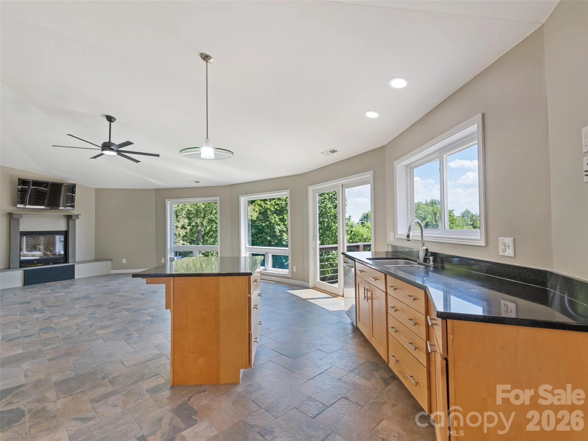 555 Live Oak Loop - Photo 16