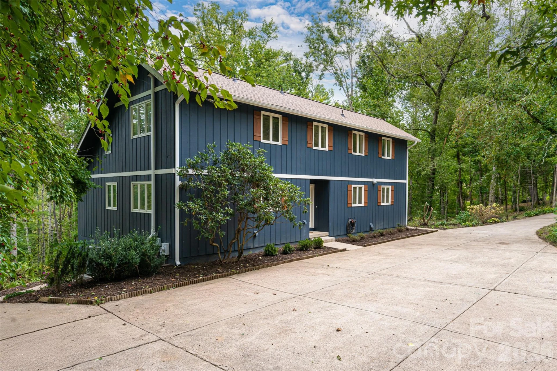 93 White Pine Drive - Photo 2
