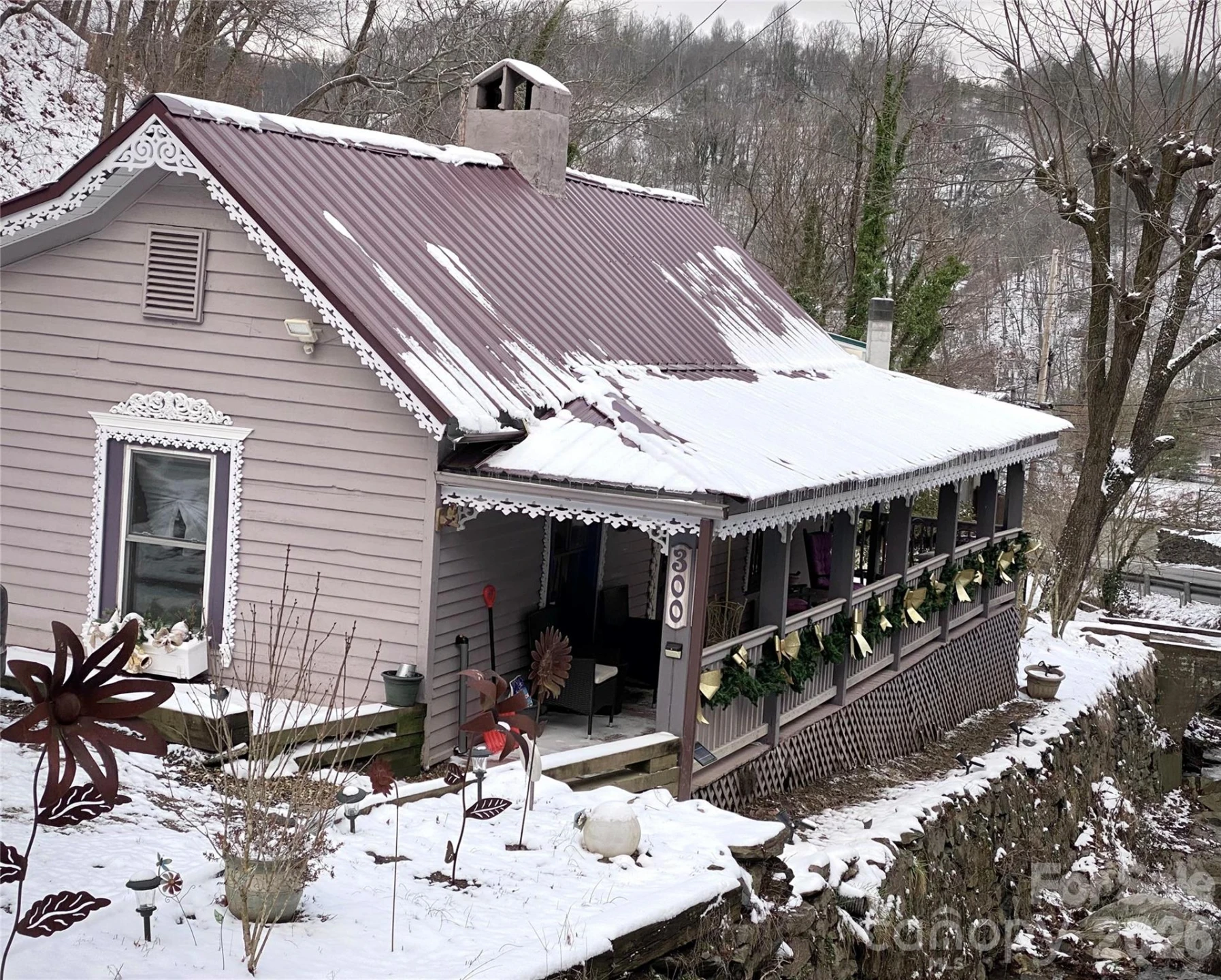 300 N Main Street - Photo 2