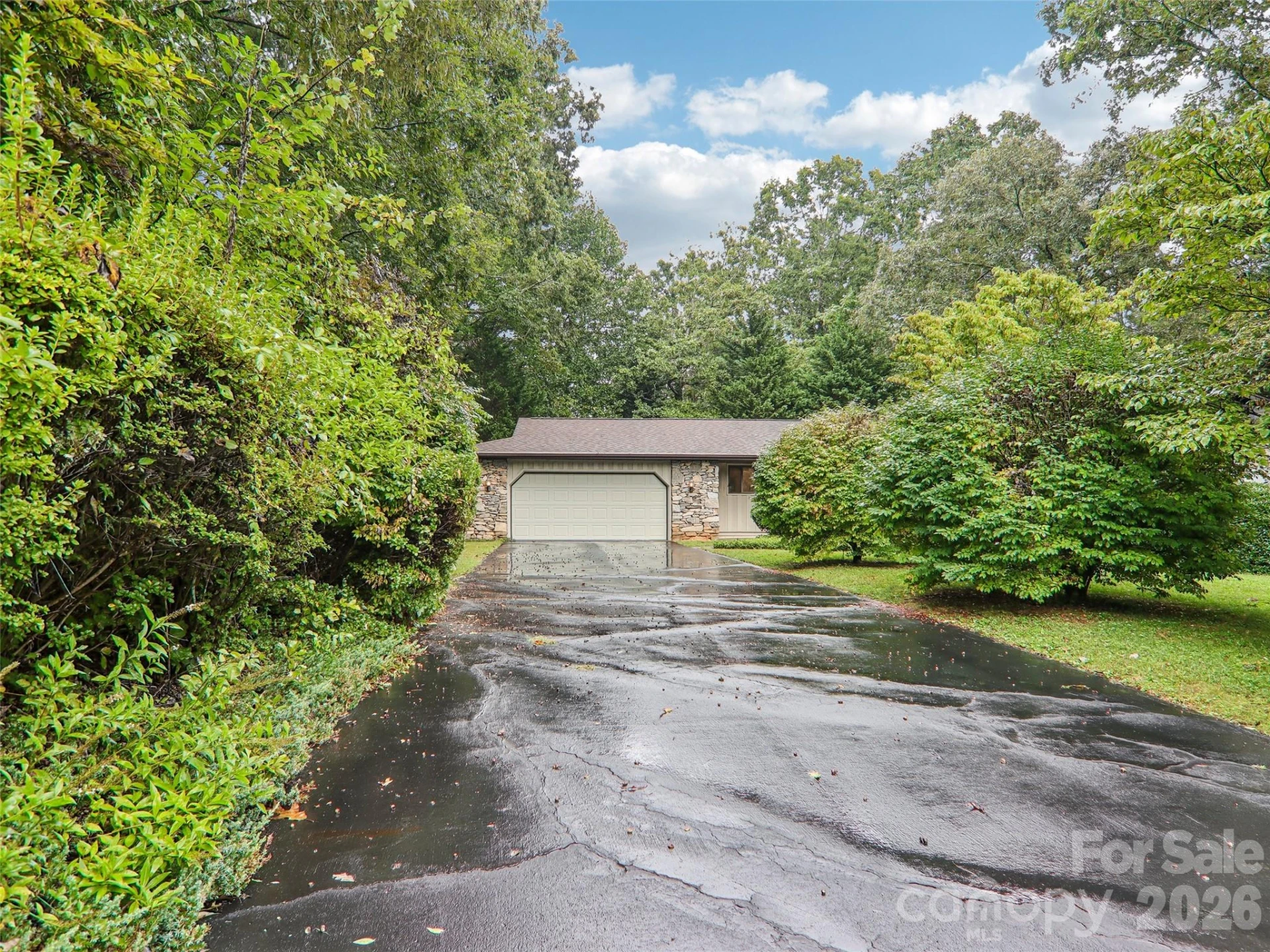 126 Brandon Road - Photo 3