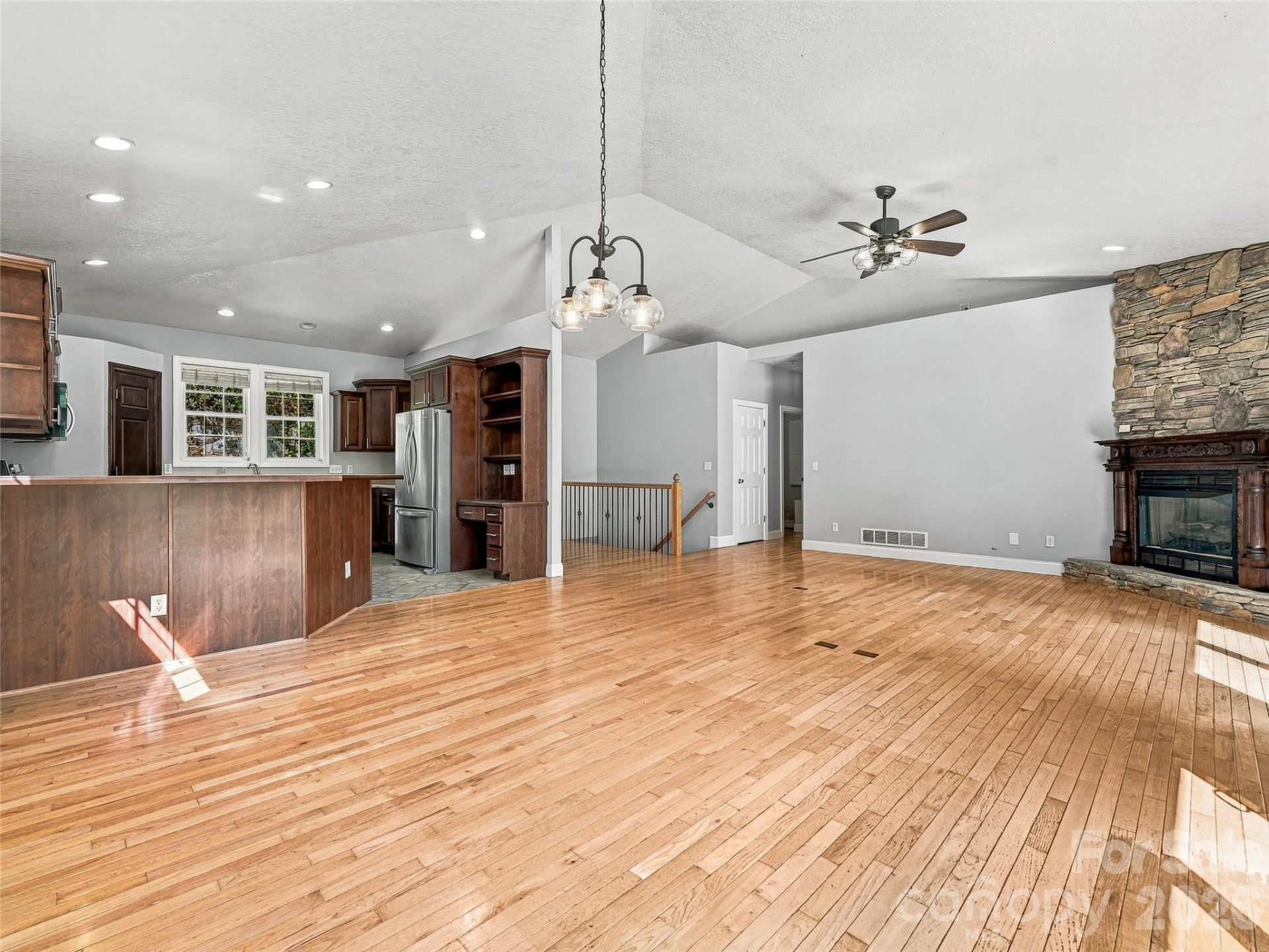 57 Mount Royal Drive - Photo 7