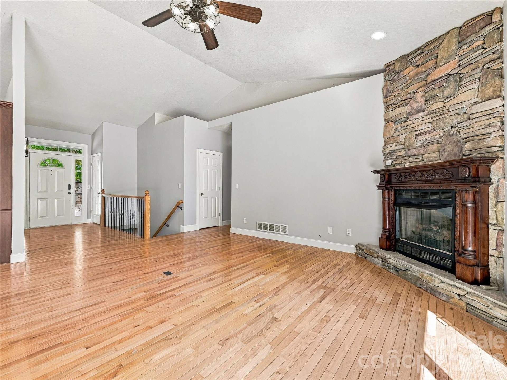 57 Mount Royal Drive - Photo 8