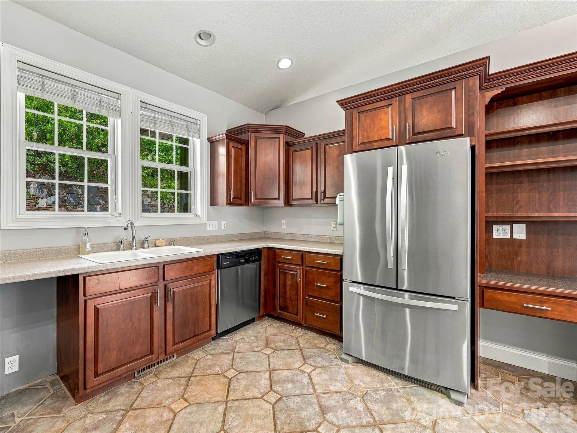 57 Mount Royal Drive - Photo 13
