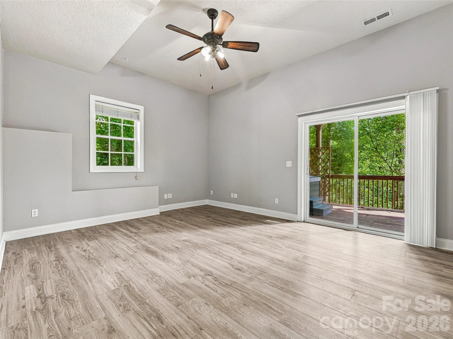 57 Mount Royal Drive - Photo 26
