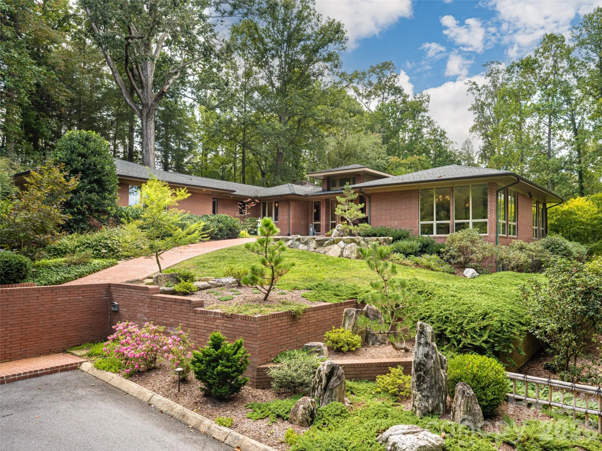 57 Stuyvesant Road - Photo 4