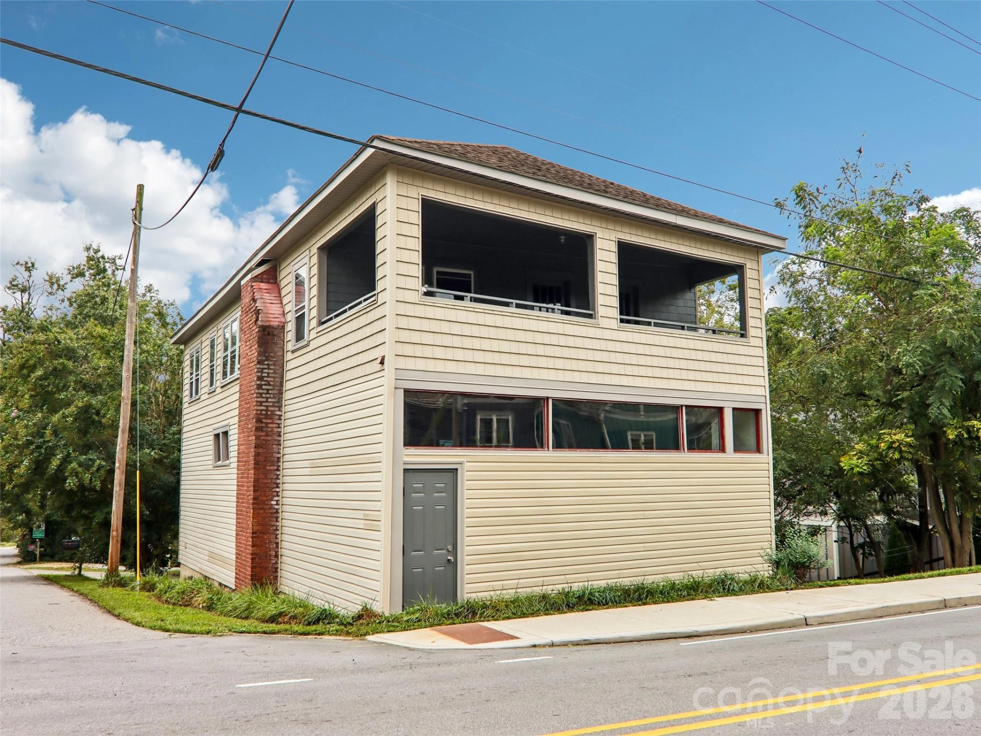 513 Fairview Road - Photo 2