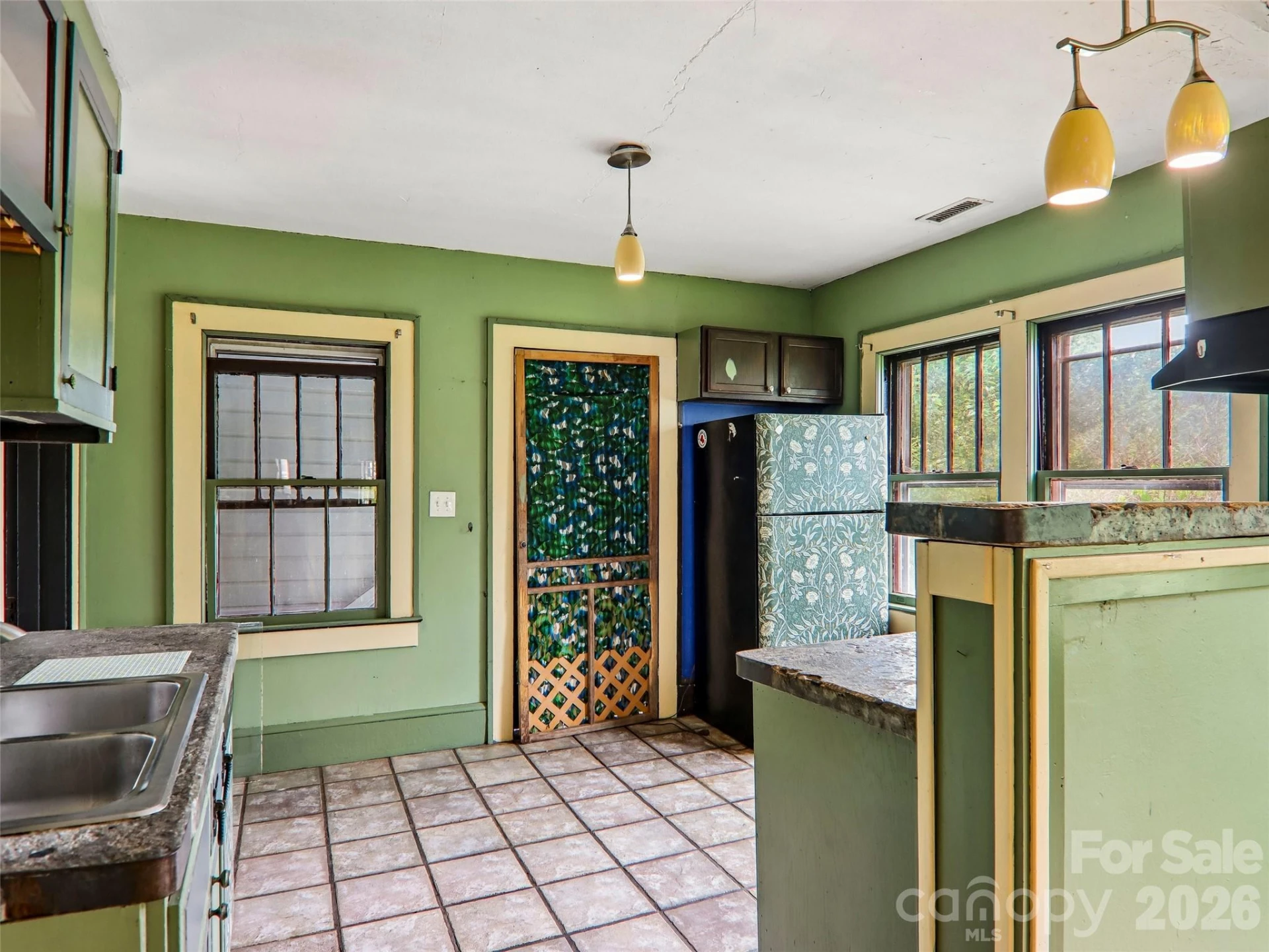 513 Fairview Road - Photo 11