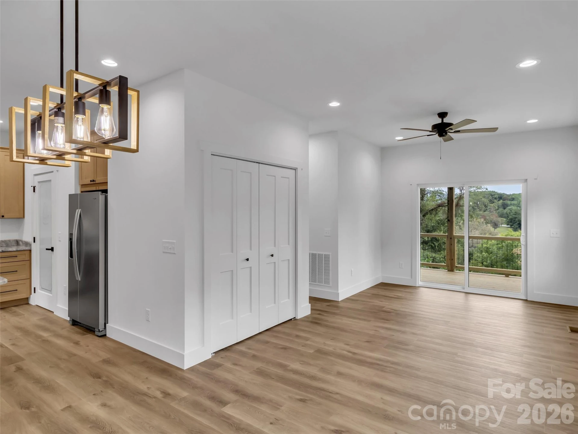 98 Mcelroy Street - Photo 5