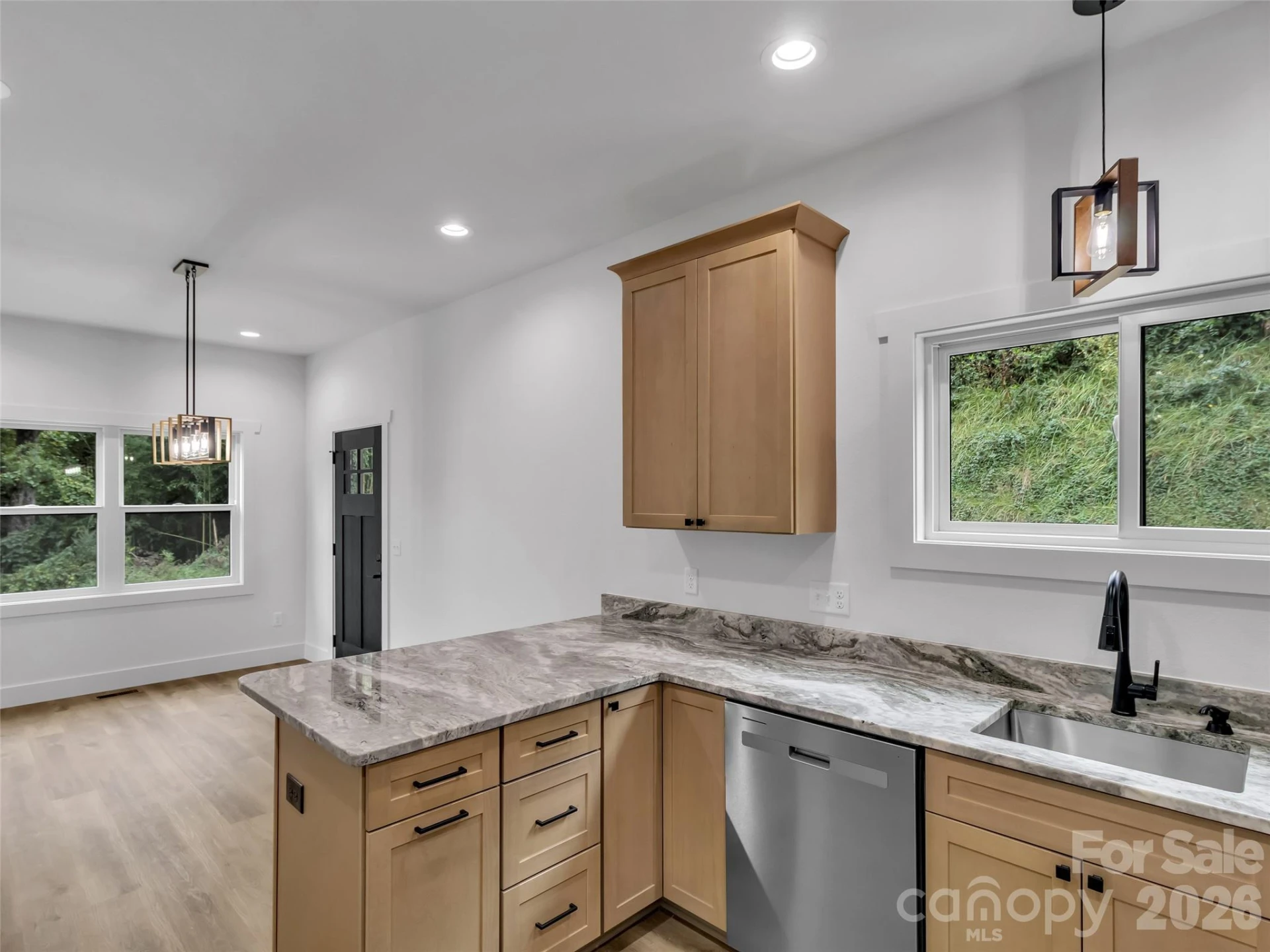 98 Mcelroy Street - Photo 12