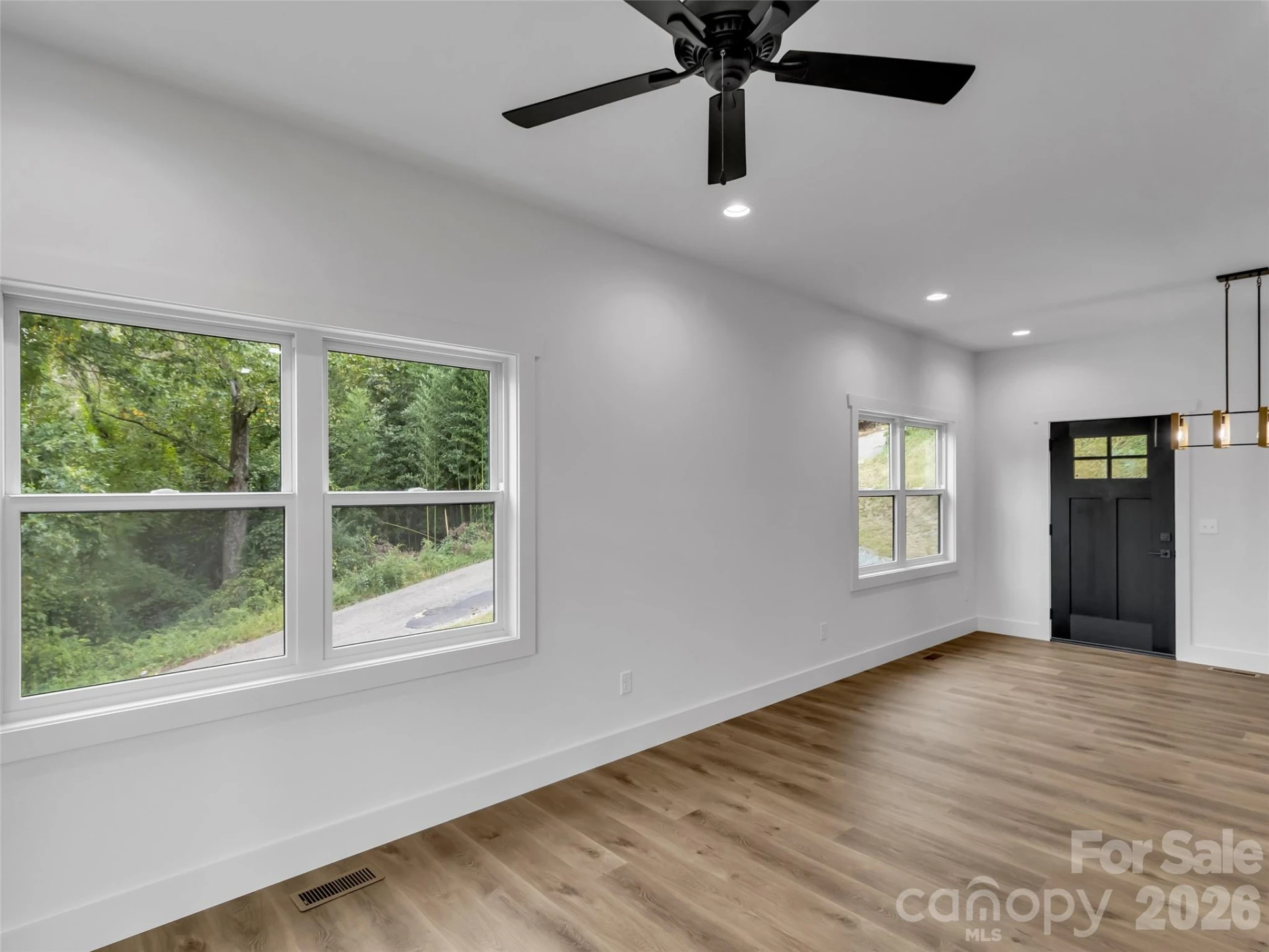 98 Mcelroy Street - Photo 13