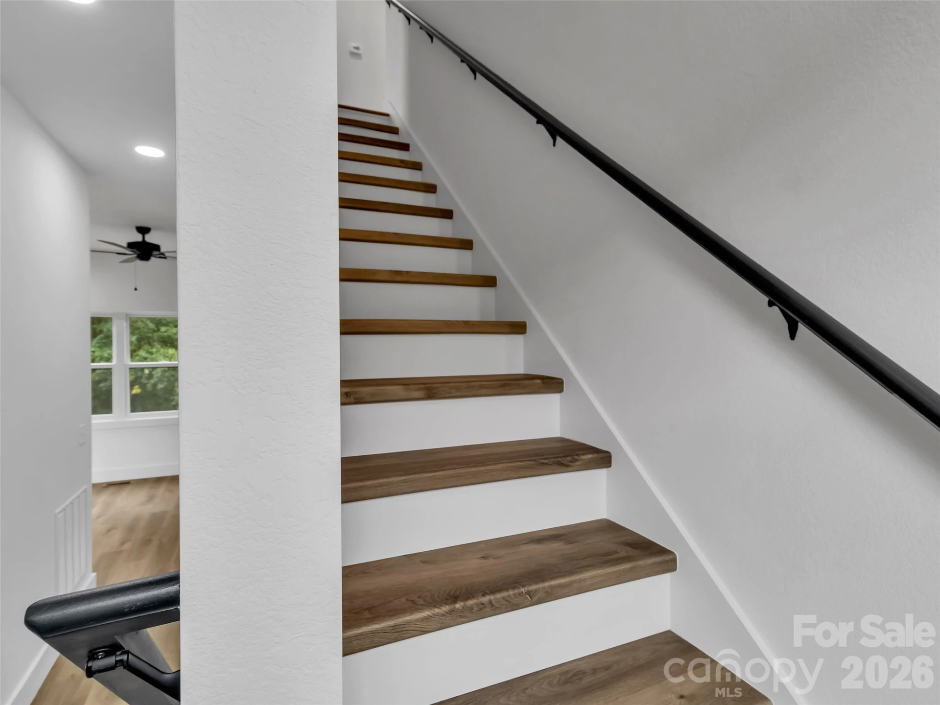 98 Mcelroy Street - Photo 18