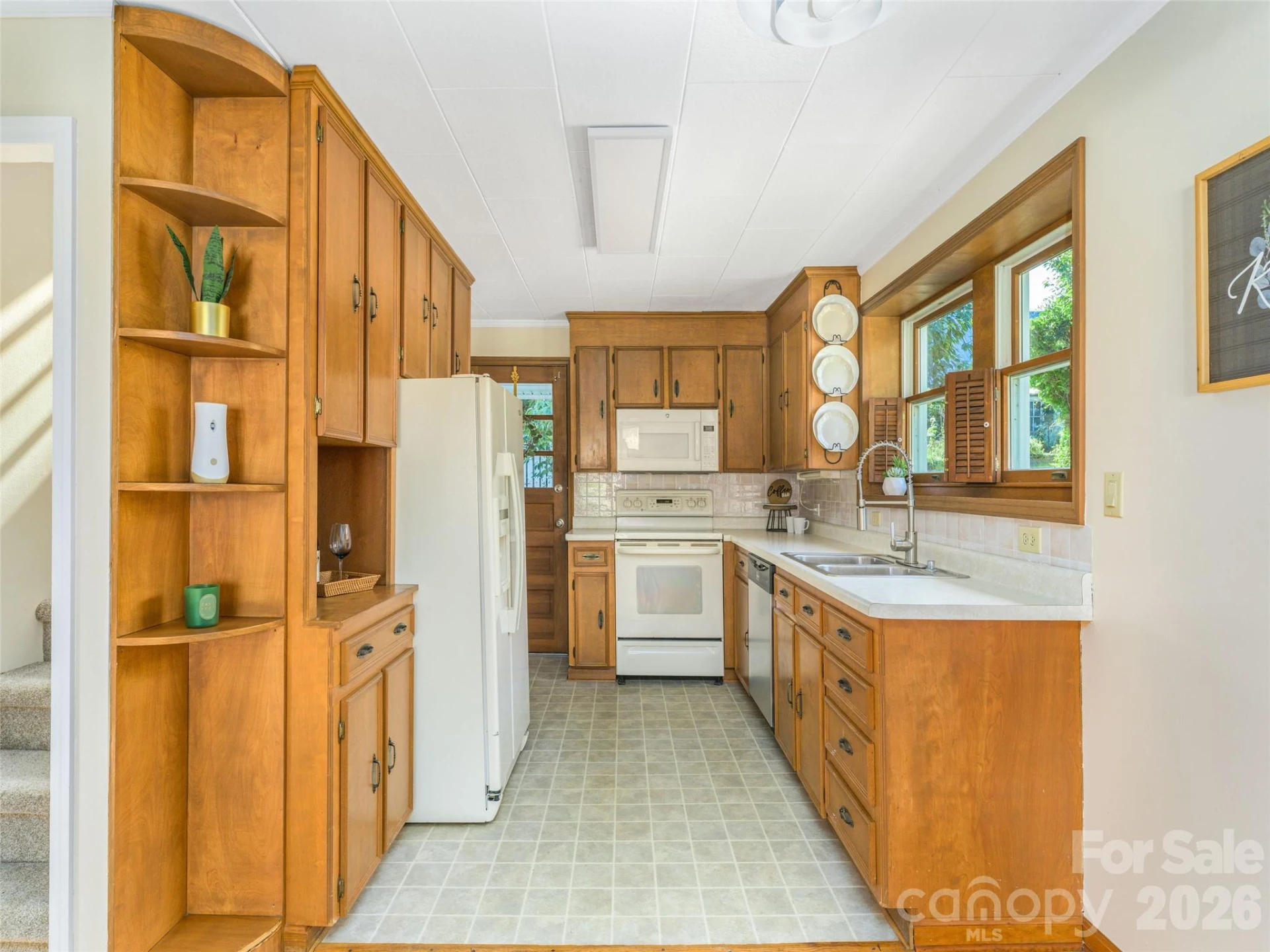 135 Patton Avenue - Photo 9