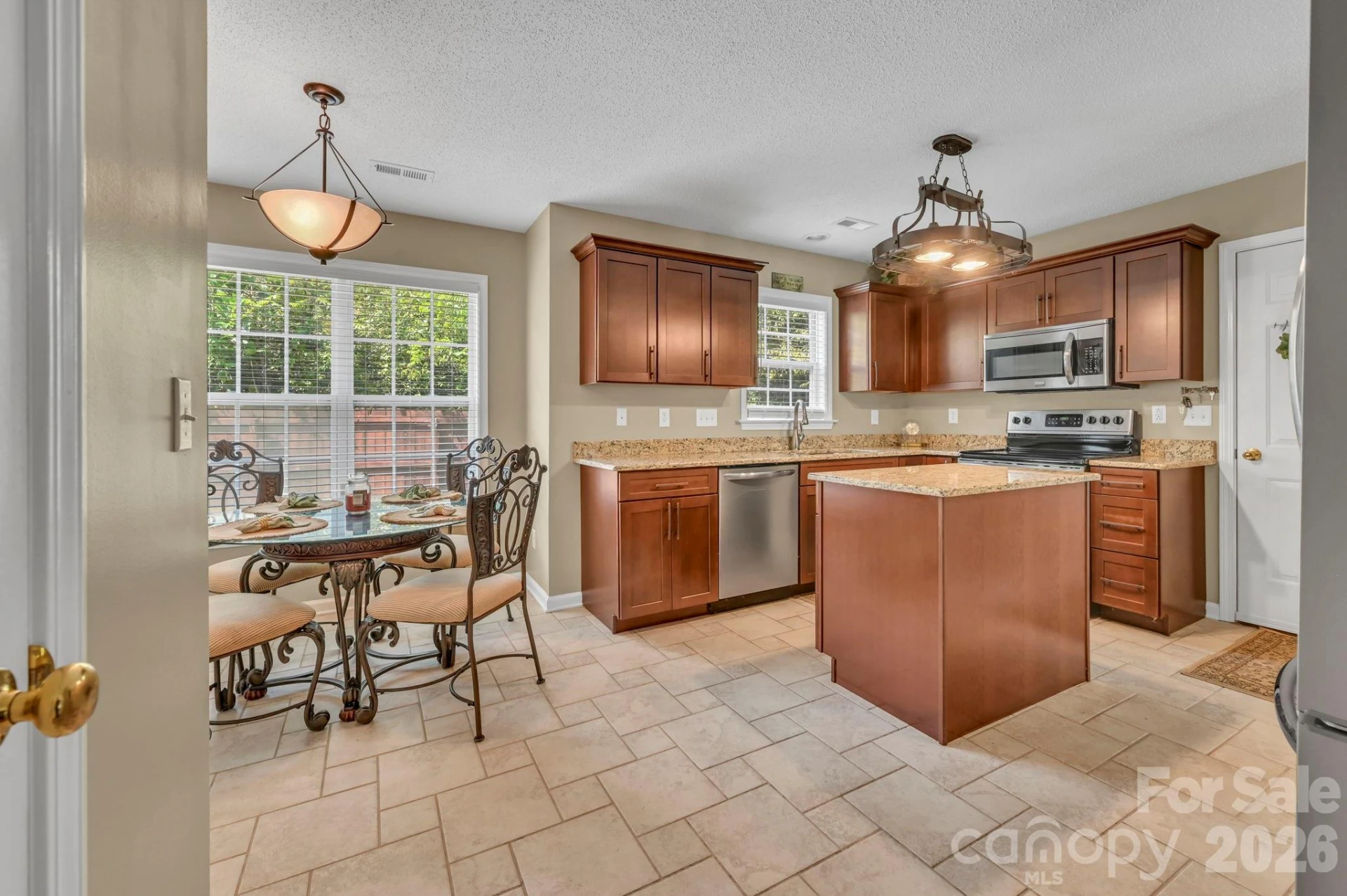 21 Sunberry Trail N - Photo 10