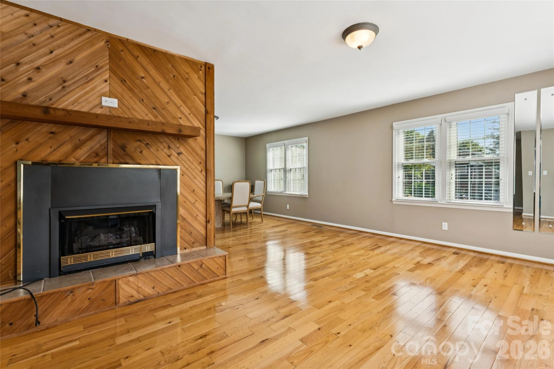 7 Indian Trail Road - Photo 5