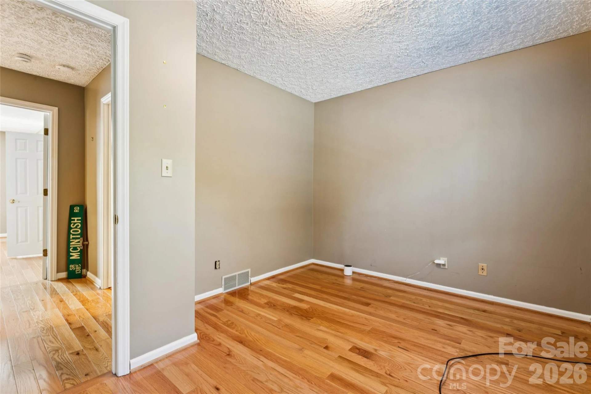 7 Indian Trail Road - Photo 30