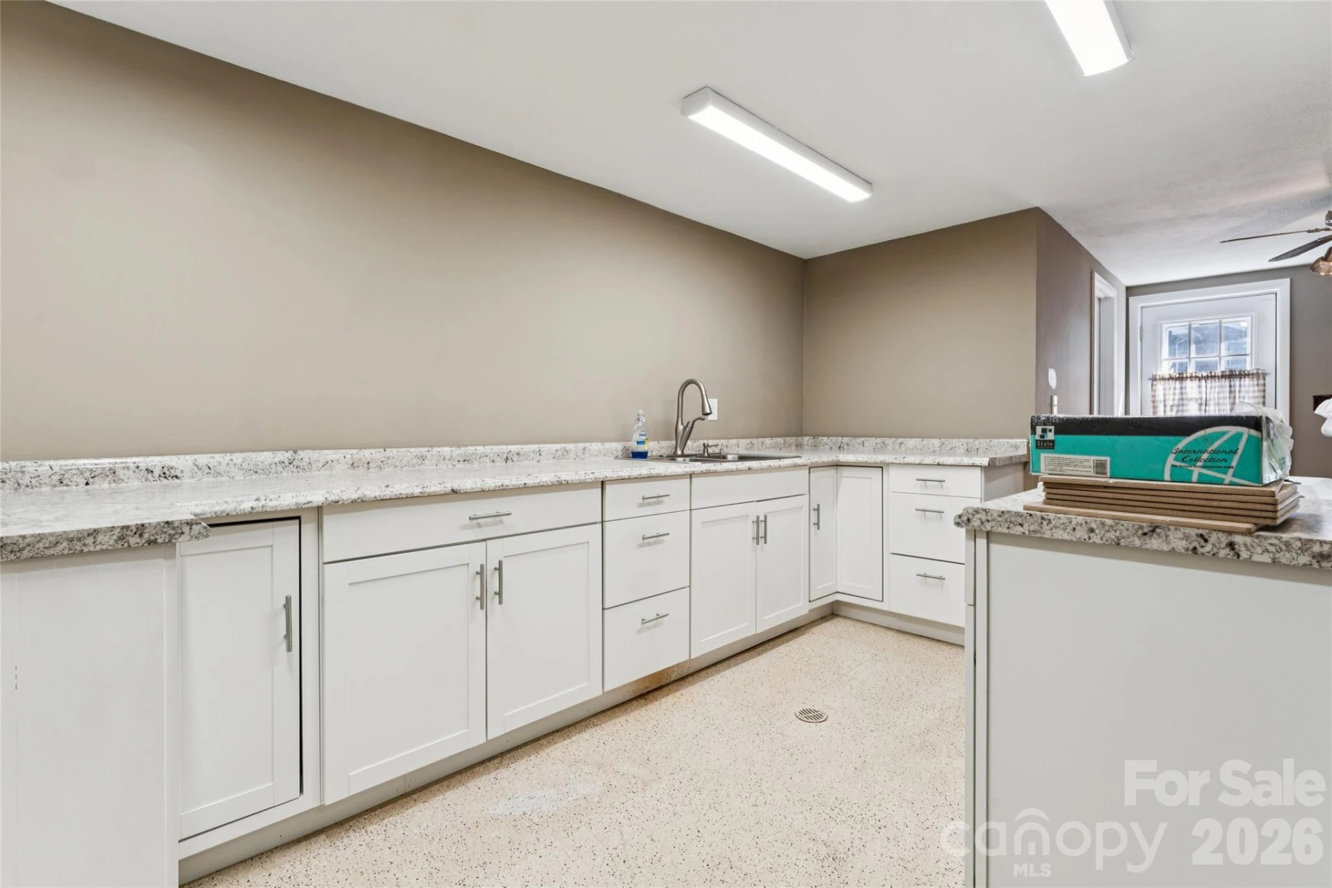 7 Indian Trail Road - Photo 40