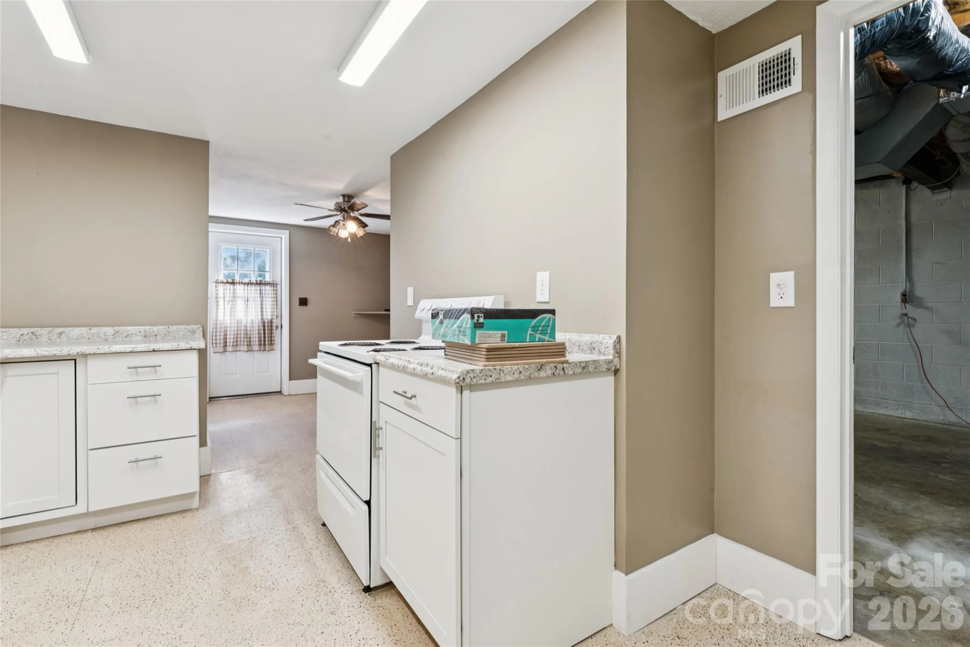 7 Indian Trail Road - Photo 41