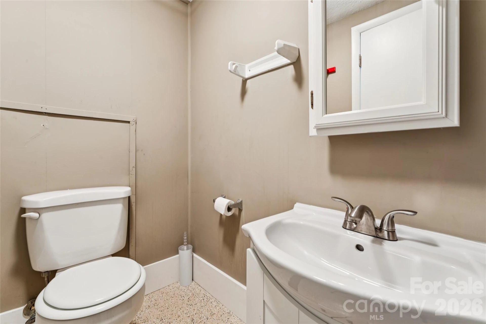 7 Indian Trail Road - Photo 43
